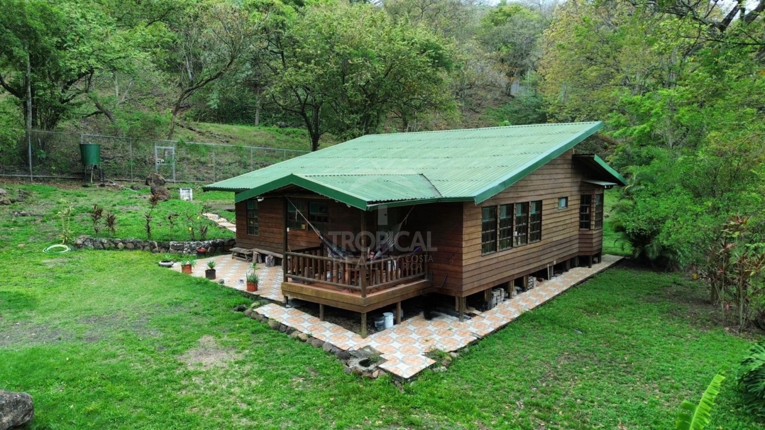Dreamy Natural Retreat with Private River and Fruit Trees – Turrúcares, Costa Rica