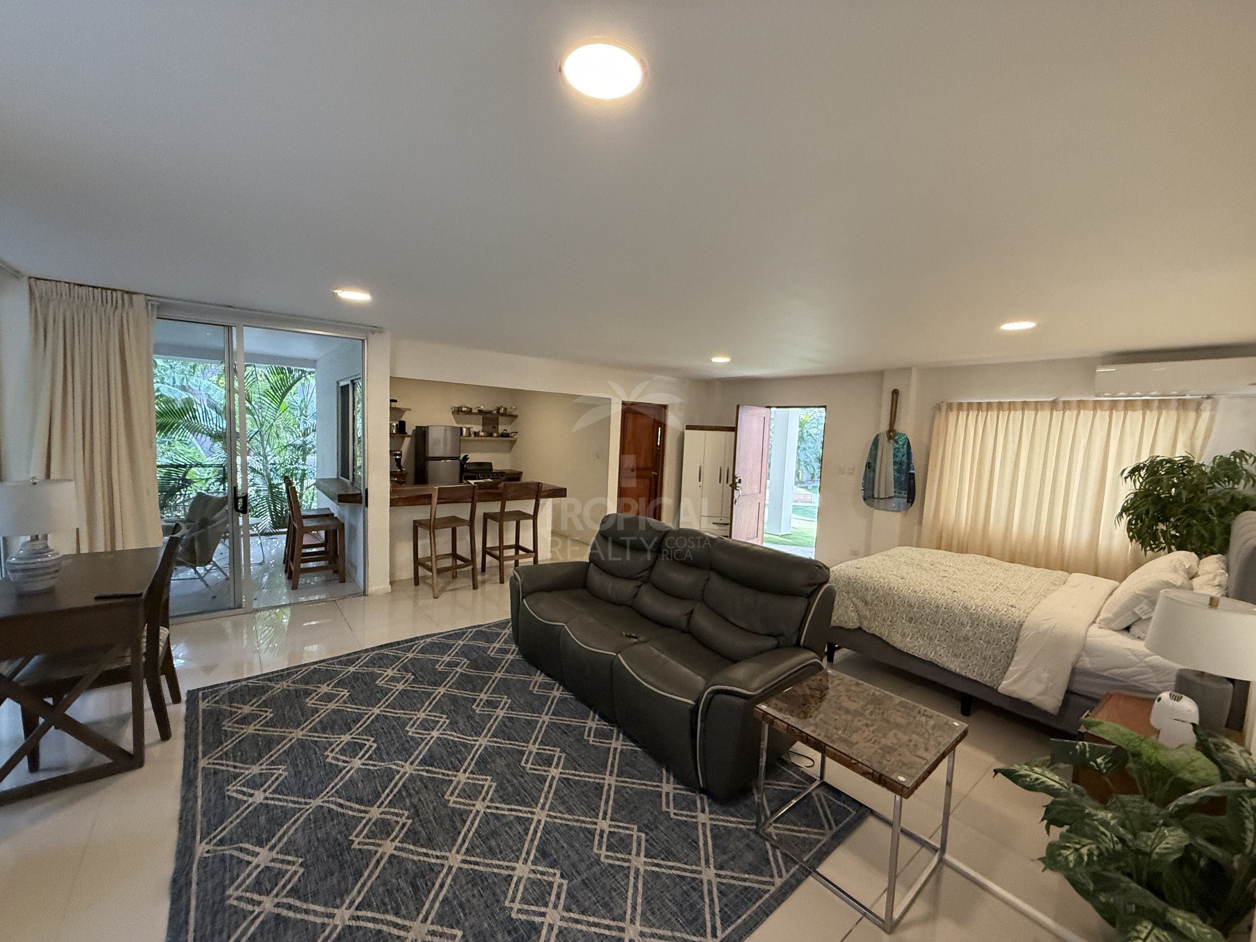 Studio Near the Sea in Playa Potrero – rental with Utilities Included