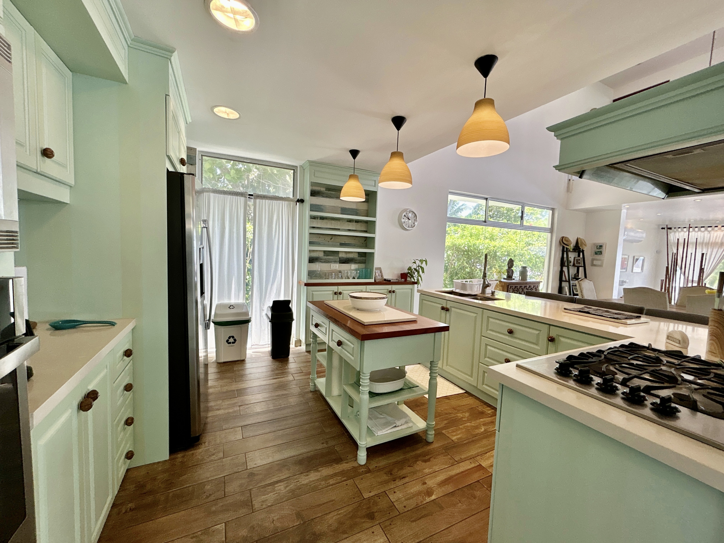 Oceanfront Luxury Villa for Rent in Playa Tivives, Costa Rica