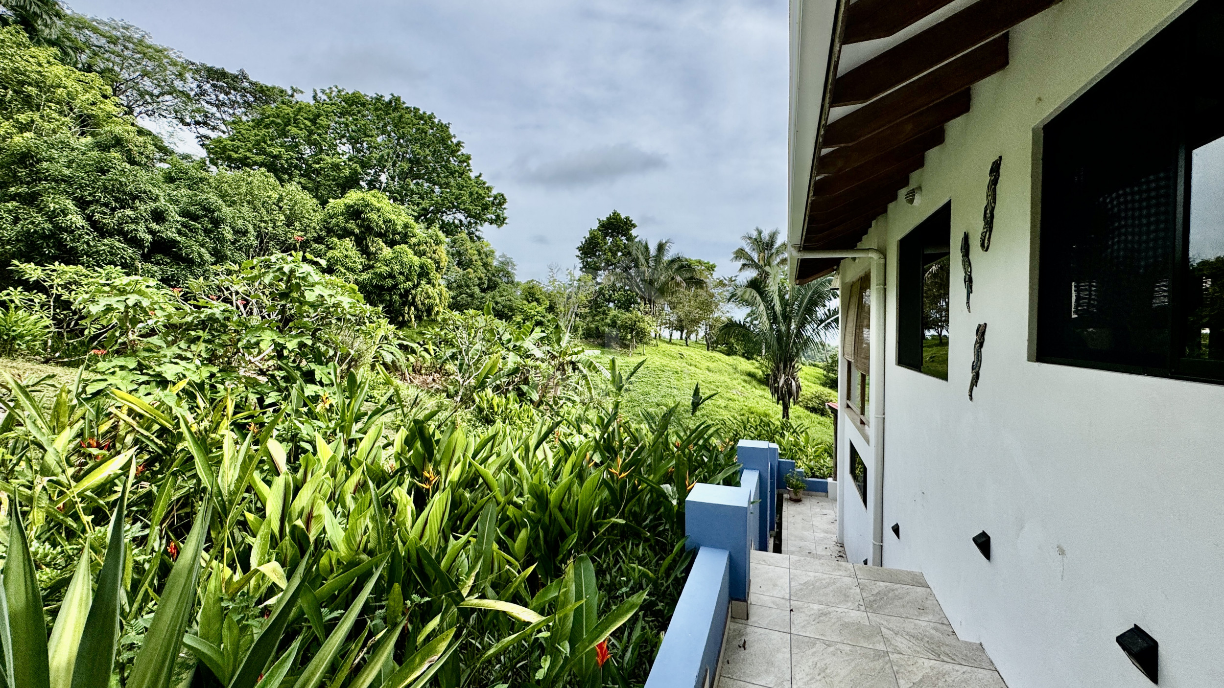 3-BR Independent Home with Ocean-View Pool Santa Teresa