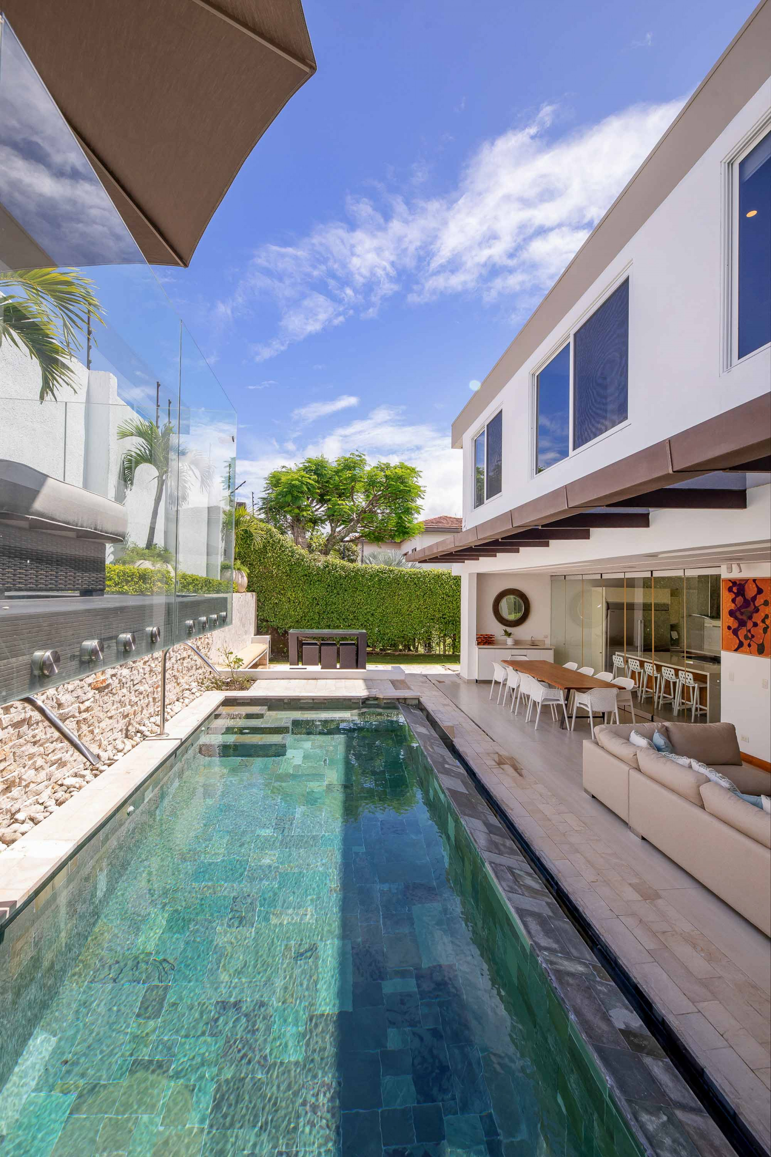 Modern Luxury Home in Gated Community – Valle del Sol, Lindora | 4 Bedrooms, Pool & Smart Features
