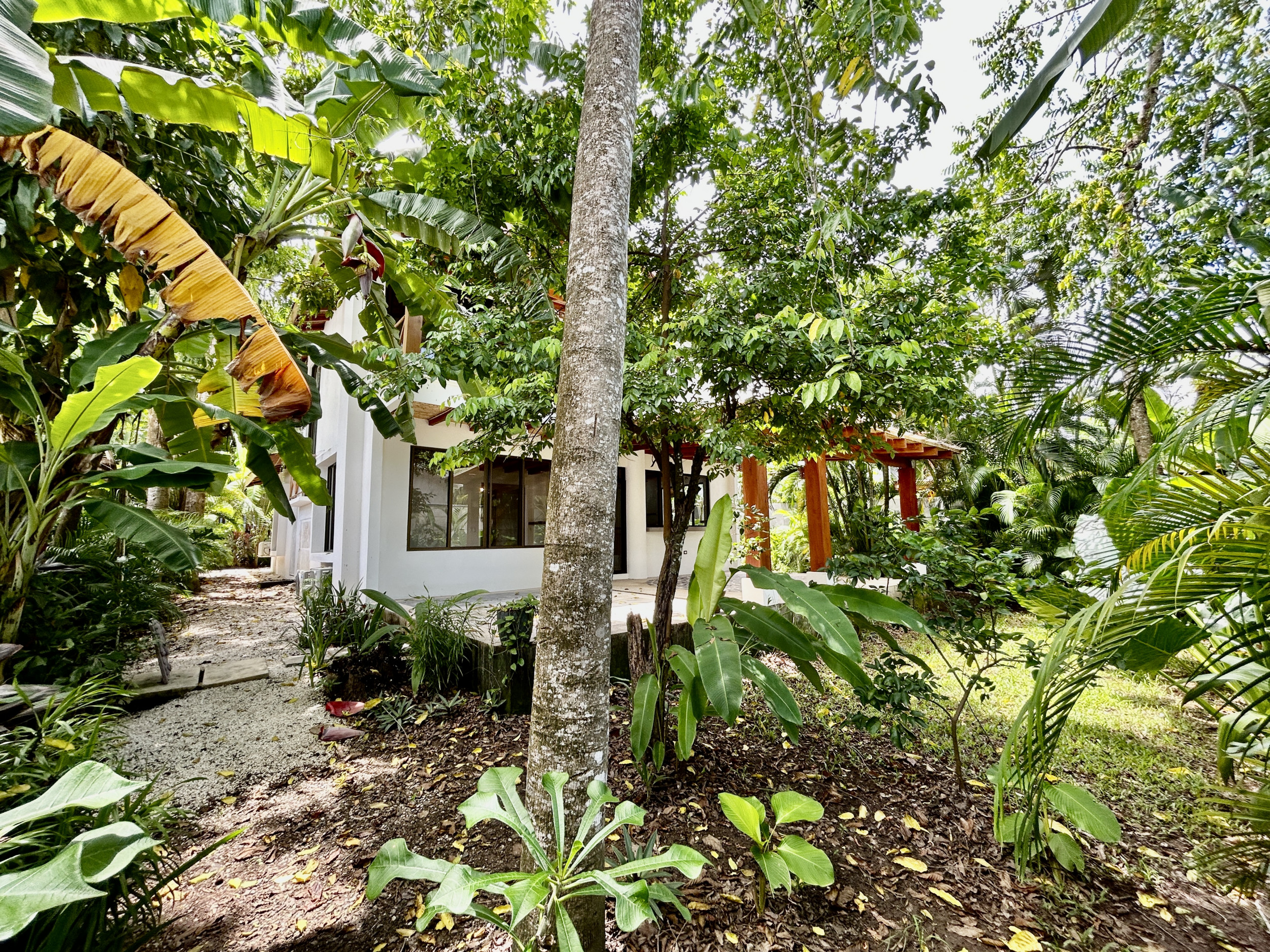 Stunning Beach House for Sale Near Playa Hermosa, Santa Teresa
