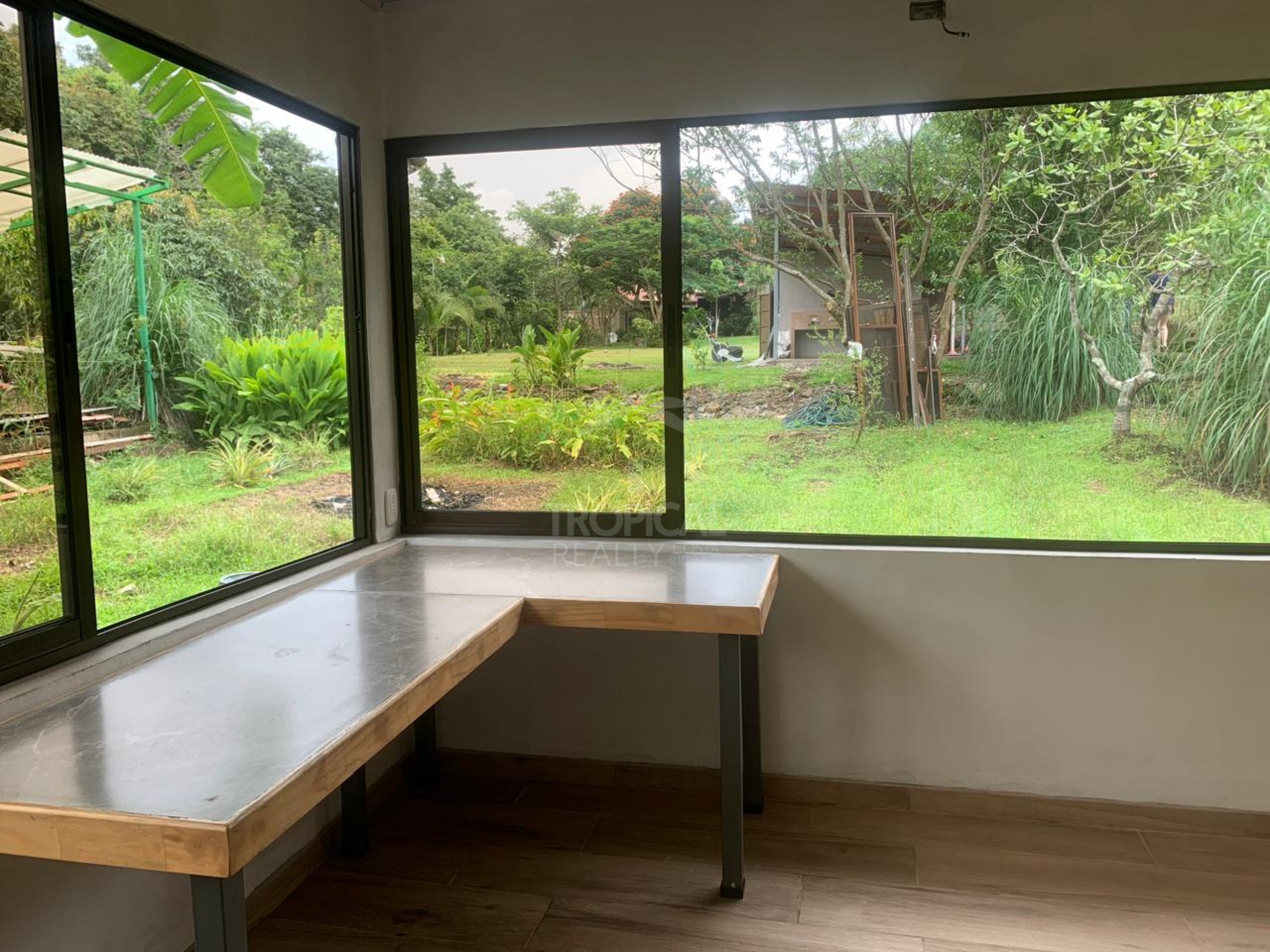Luxury Estate for Sale in Lagos del Coyol, La Garita – Main House + 2 Income-Producing Apartments