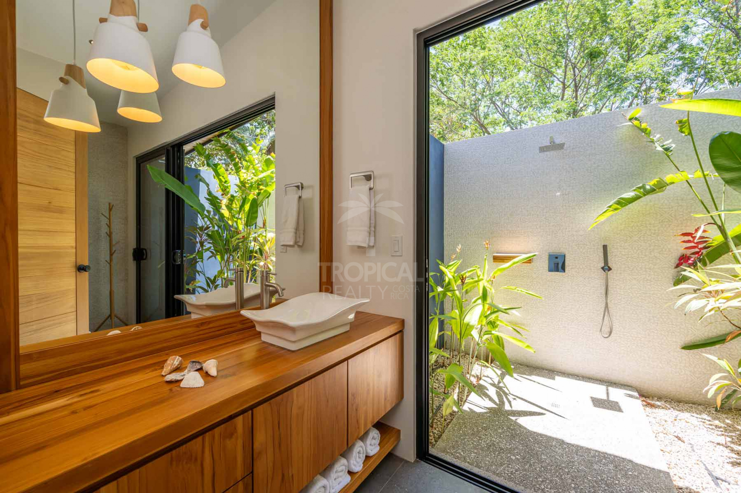 Luxury Beach Walk Villa for Sale in Hacienda Pinilla – Contemporary Tropical Design & Ultimate Privacy