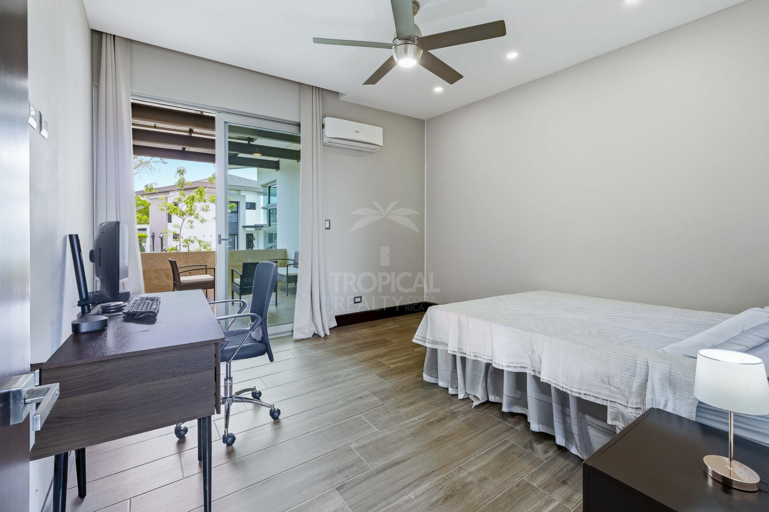 Luxury Contemporary Residence in Hacienda Espinal – Exceptional Spaces for Elevated Living