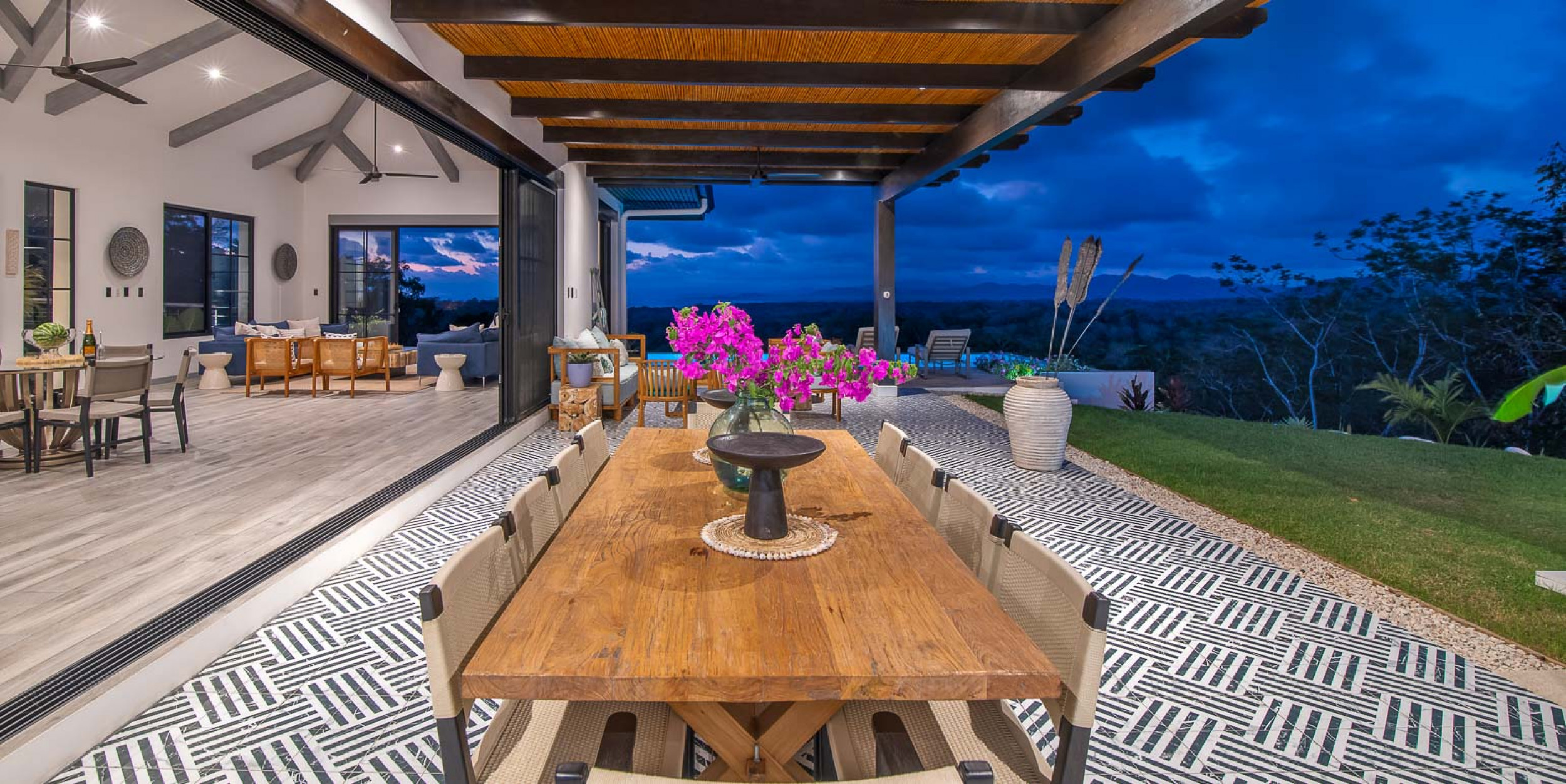 Luxury Oceanview Villa for Sale in Santa Teresa, Costa Rica – USD $2,950,000