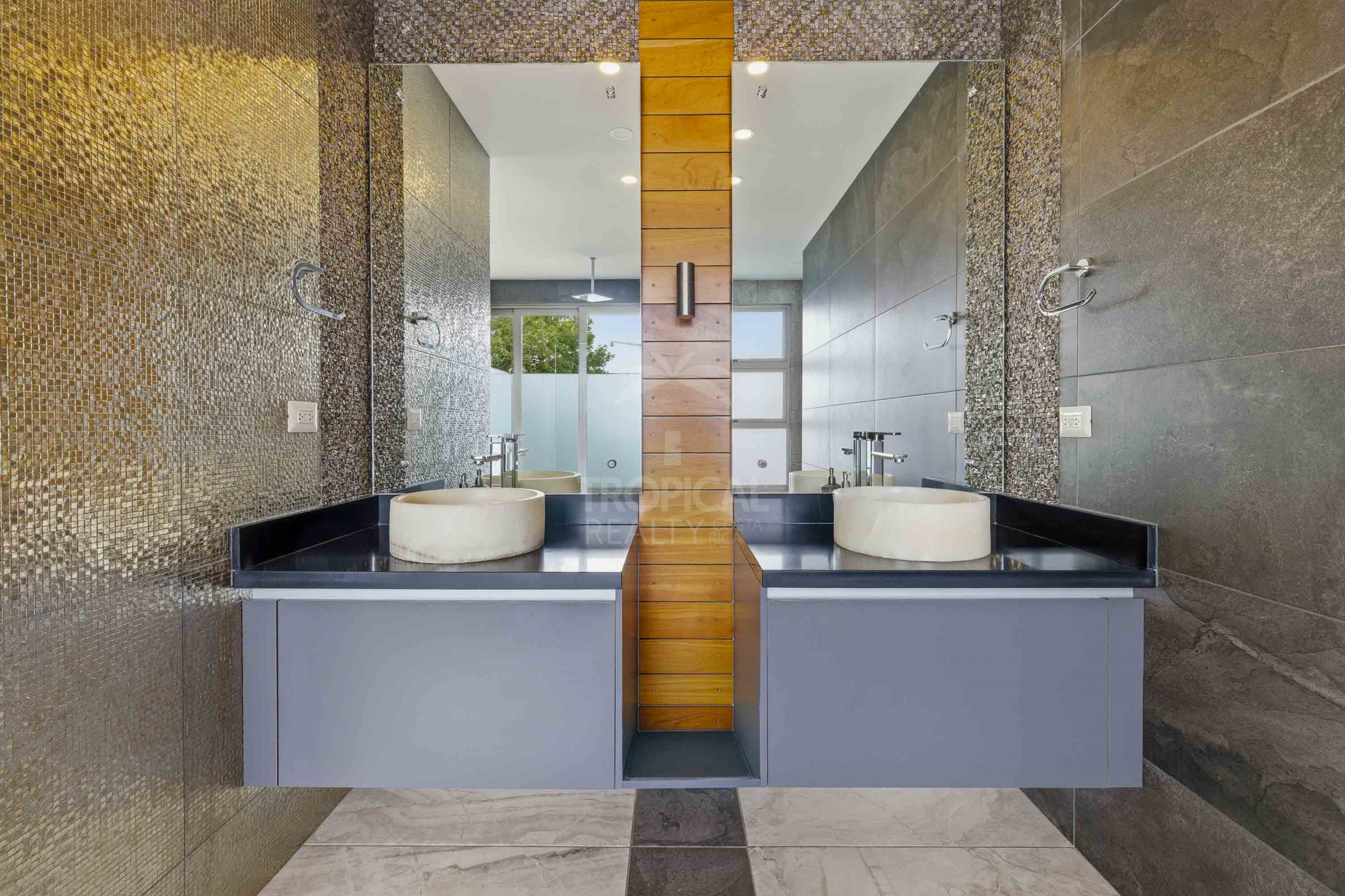 Luxury Contemporary Residence in Hacienda Espinal – Exceptional Spaces for Elevated Living