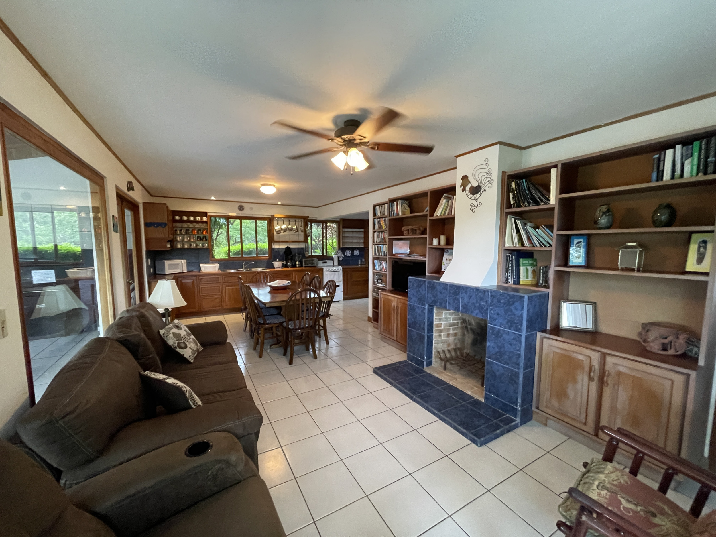 65-Acre Lakeview Property in Nuevo Arenal, Ideal for Family Residential Development
