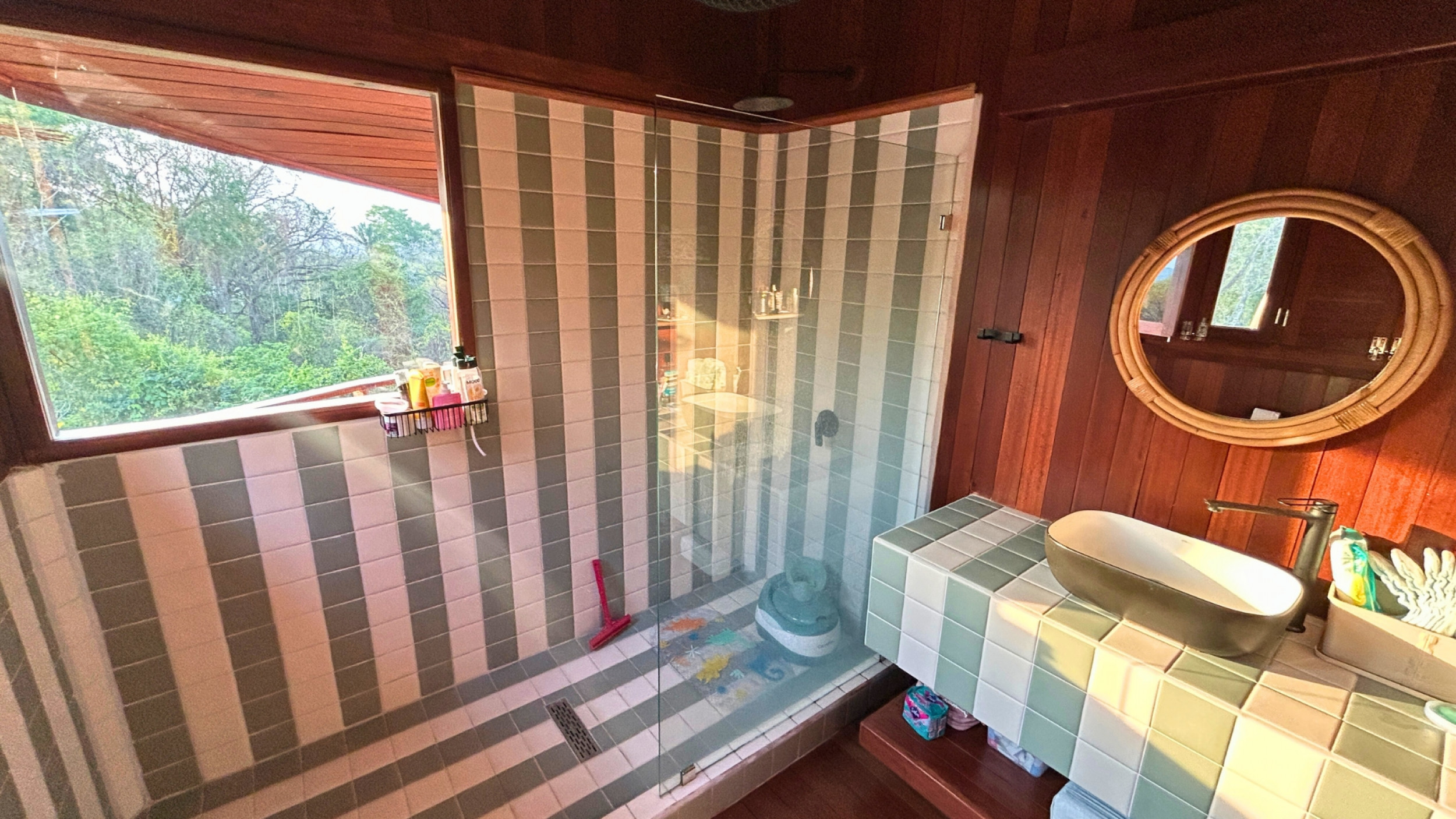 Turnkey Mountain View Home for Sale in Playa Hermosa, Santa Teresa – Prime Location Near the Beach
