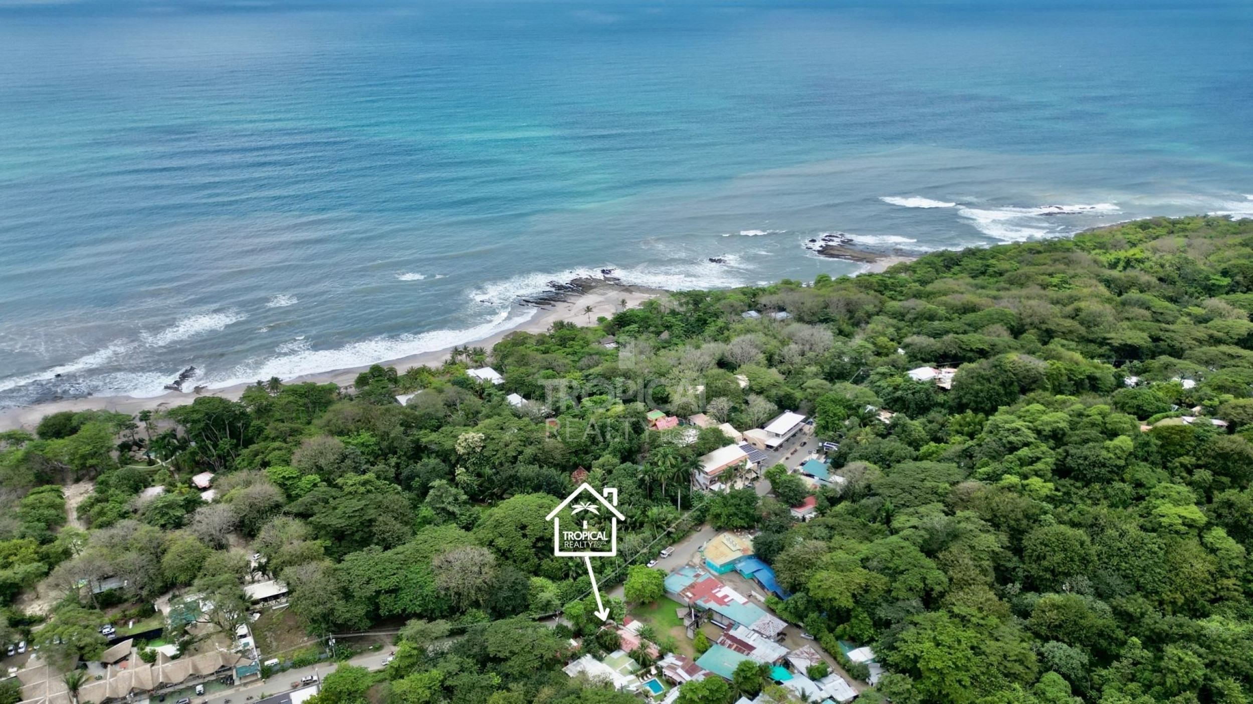 House for Sale in Santa Teresa: Beachfront Opportunity