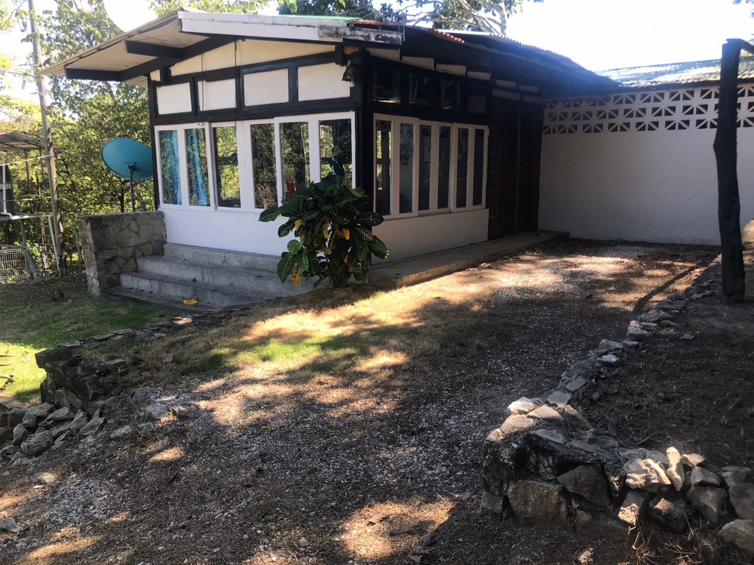 Beach investment opportunity for development land and hotel, Naranjo, Puntarenas
