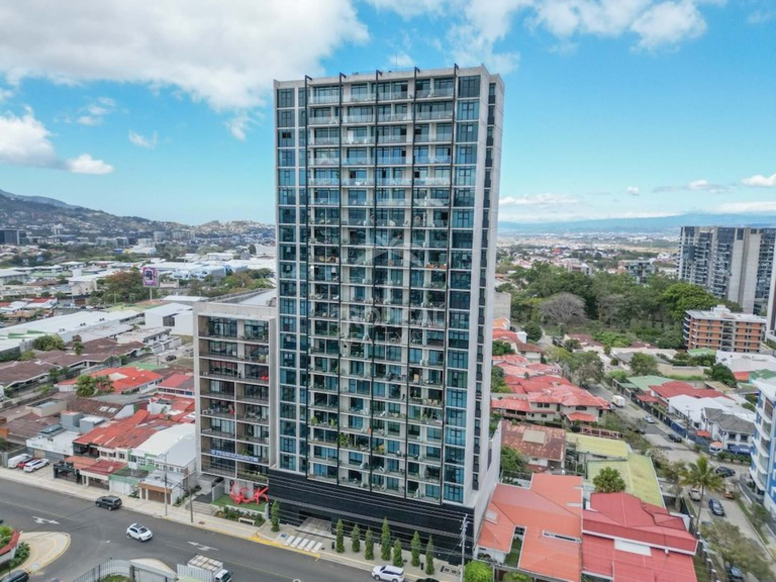 Apartment for Sale in Cosmopolitan Tower, Rohrmoser