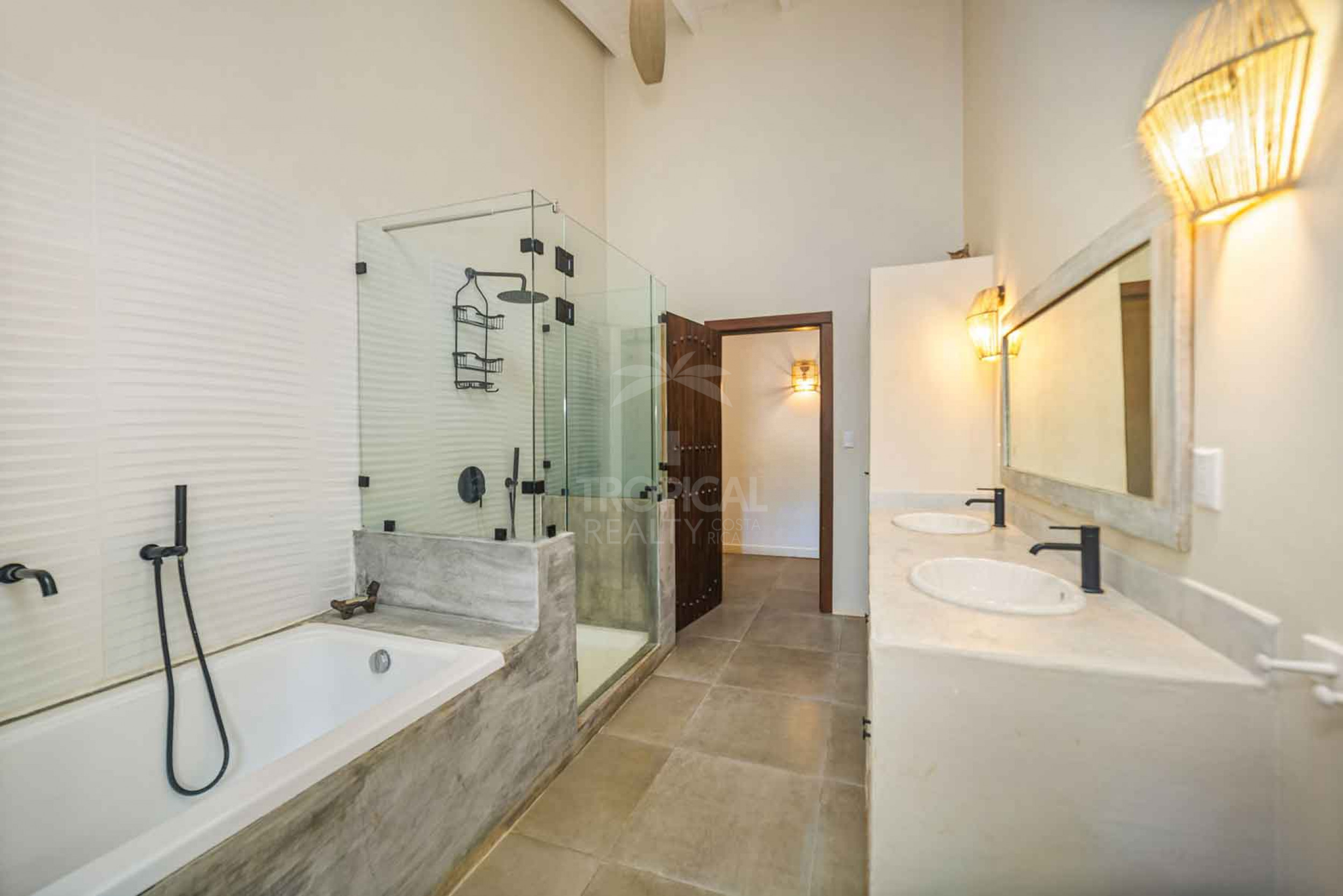 Villa Meridiana – Sustainable Luxury Estate with Ocean Views in Guanacaste