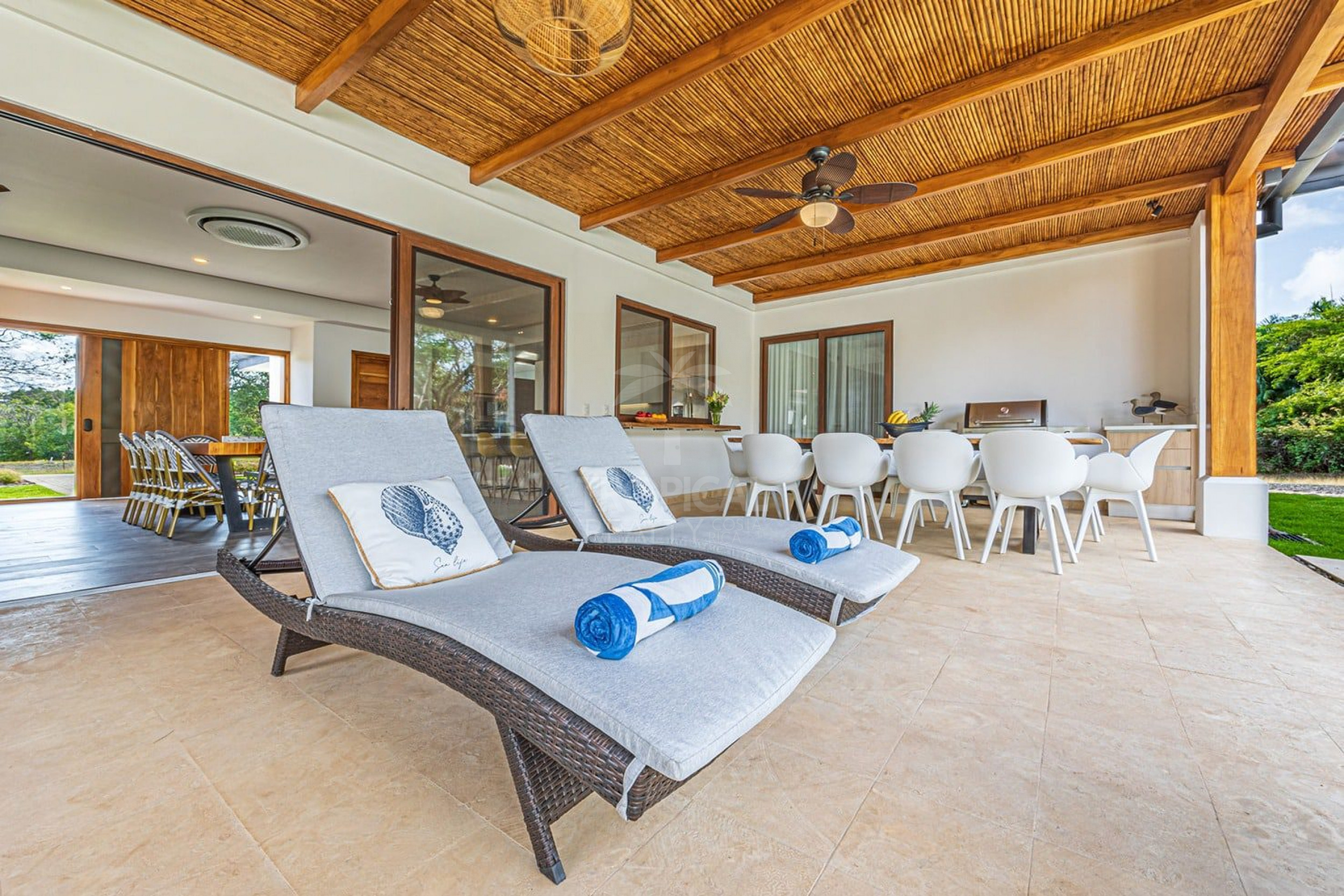 Luxury Villa in Hacienda Pinilla – Guest House, Private Pool & Resort-Style Living