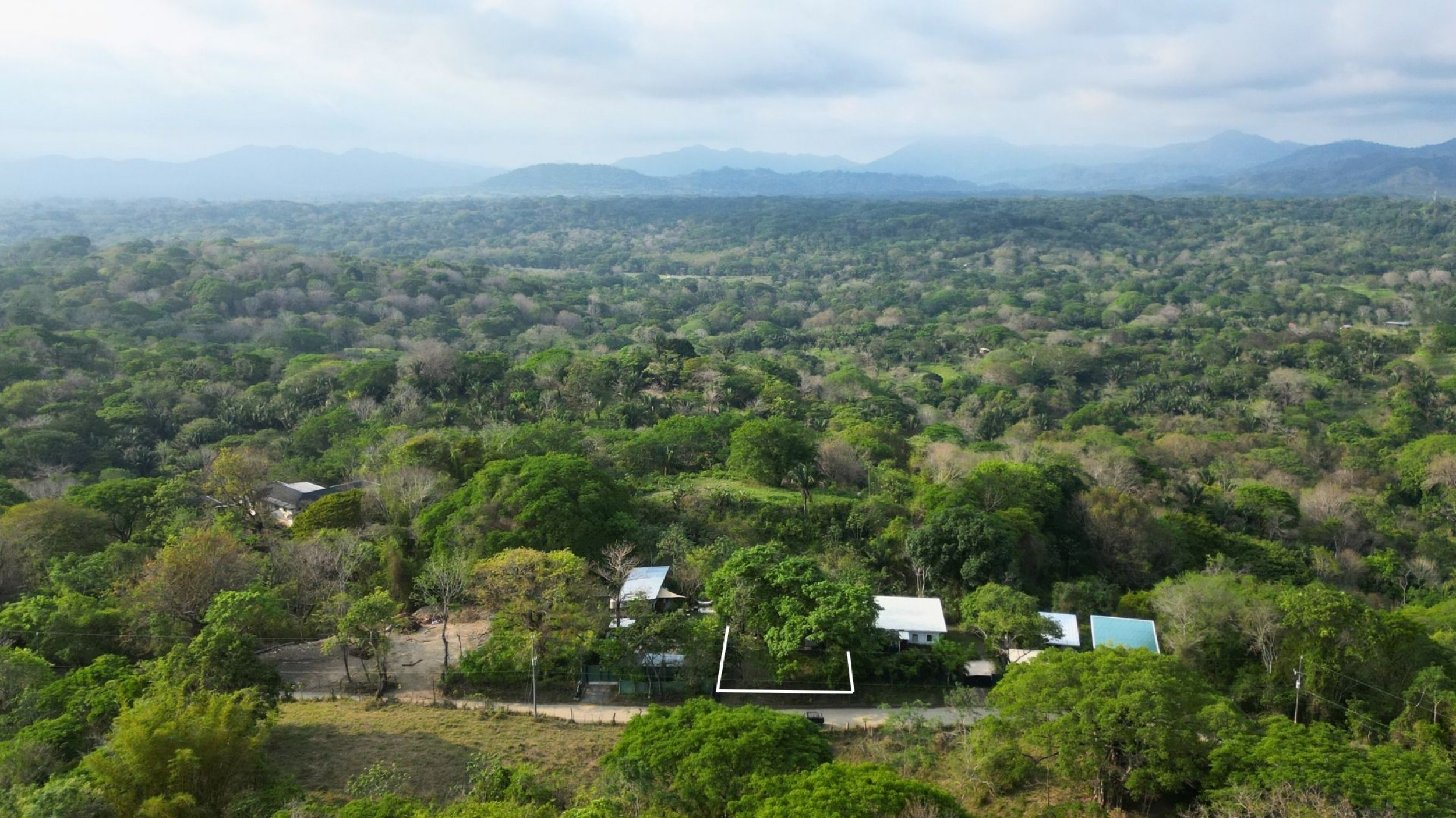 For Sale: Beautiful Lot in Santiago, 5 Minutes from Playa Hermosa – $175,000