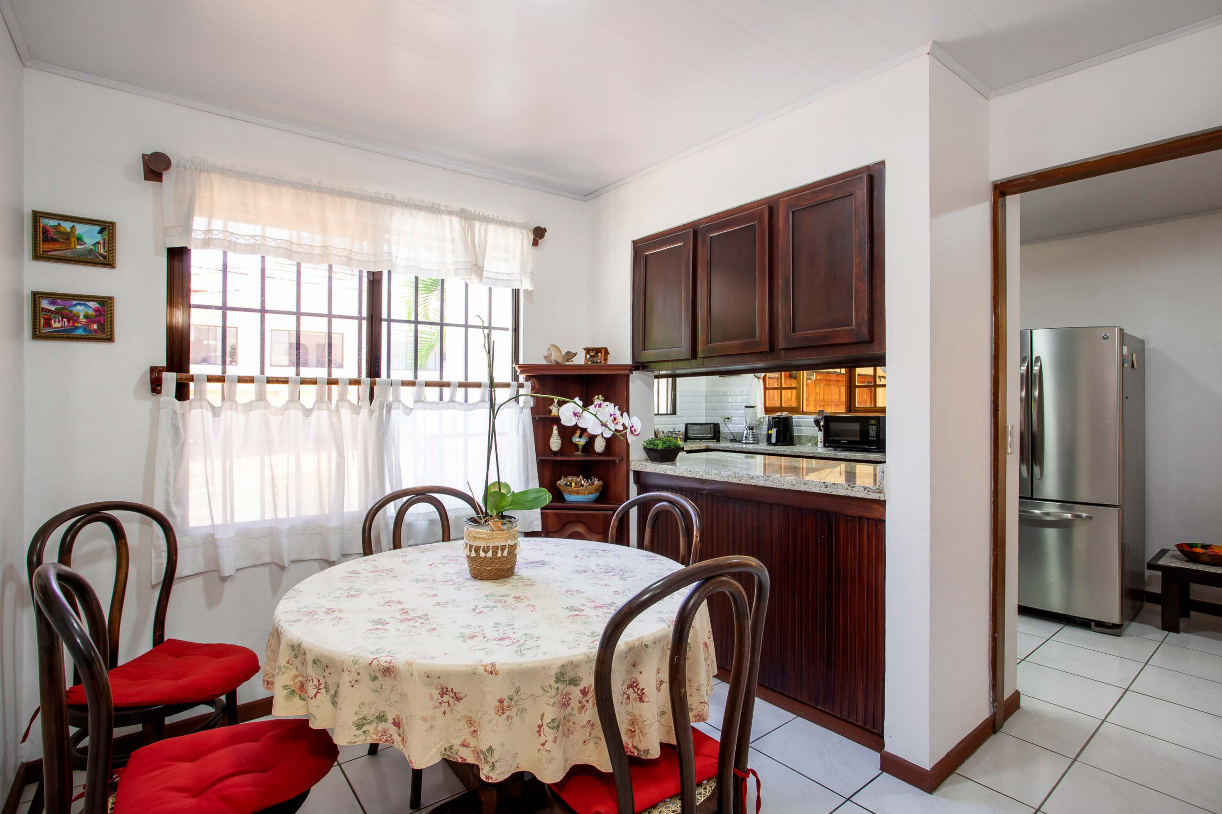 Contemporary Home with Apartment for sale in Trejos Montealegre, Escazu, SOLD