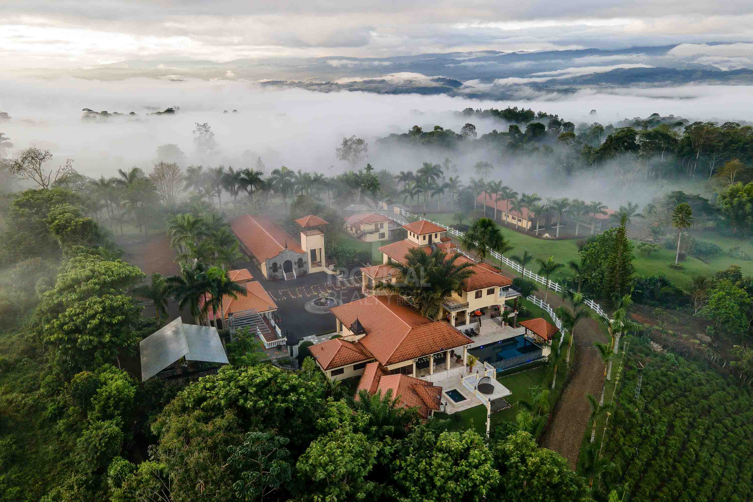 Grand Luxury Estate – Rancho Villa Verde