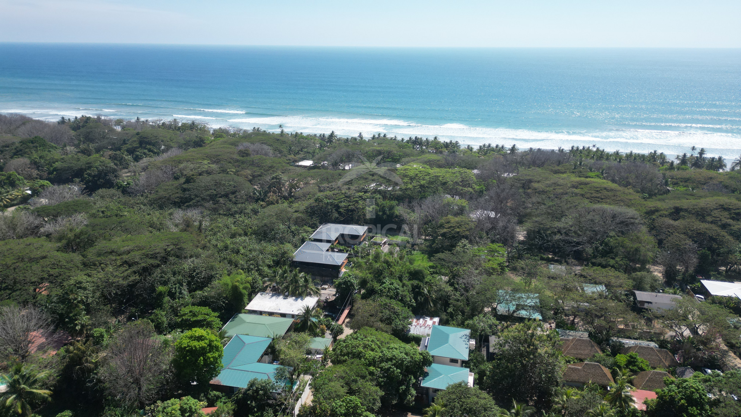 Studio for rent walking distance to Playa Hermosa