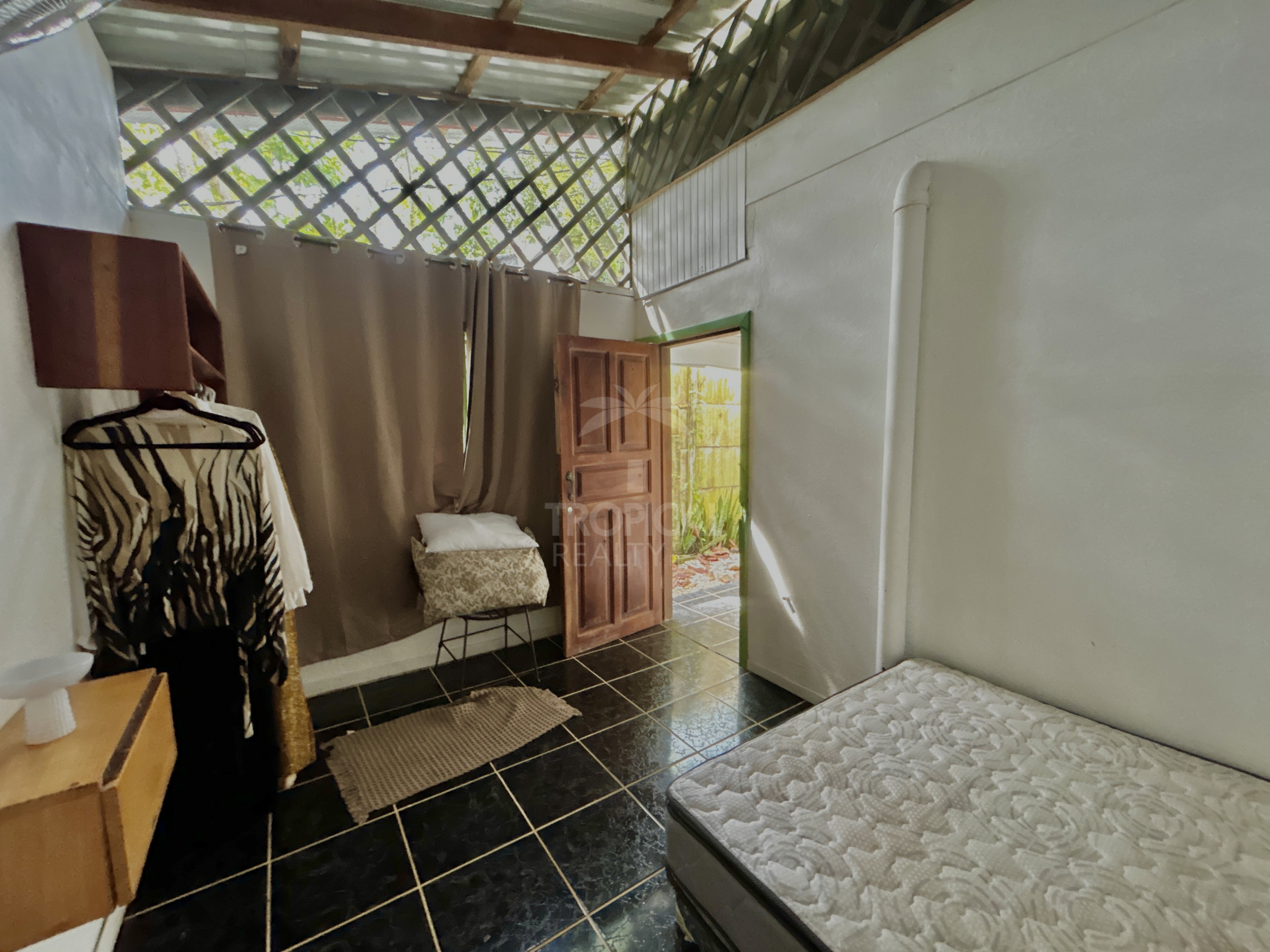 Long-Term Rental Home in Malpaís – Walking Distance to the Beach & 8 Minutes from Santa Teresa