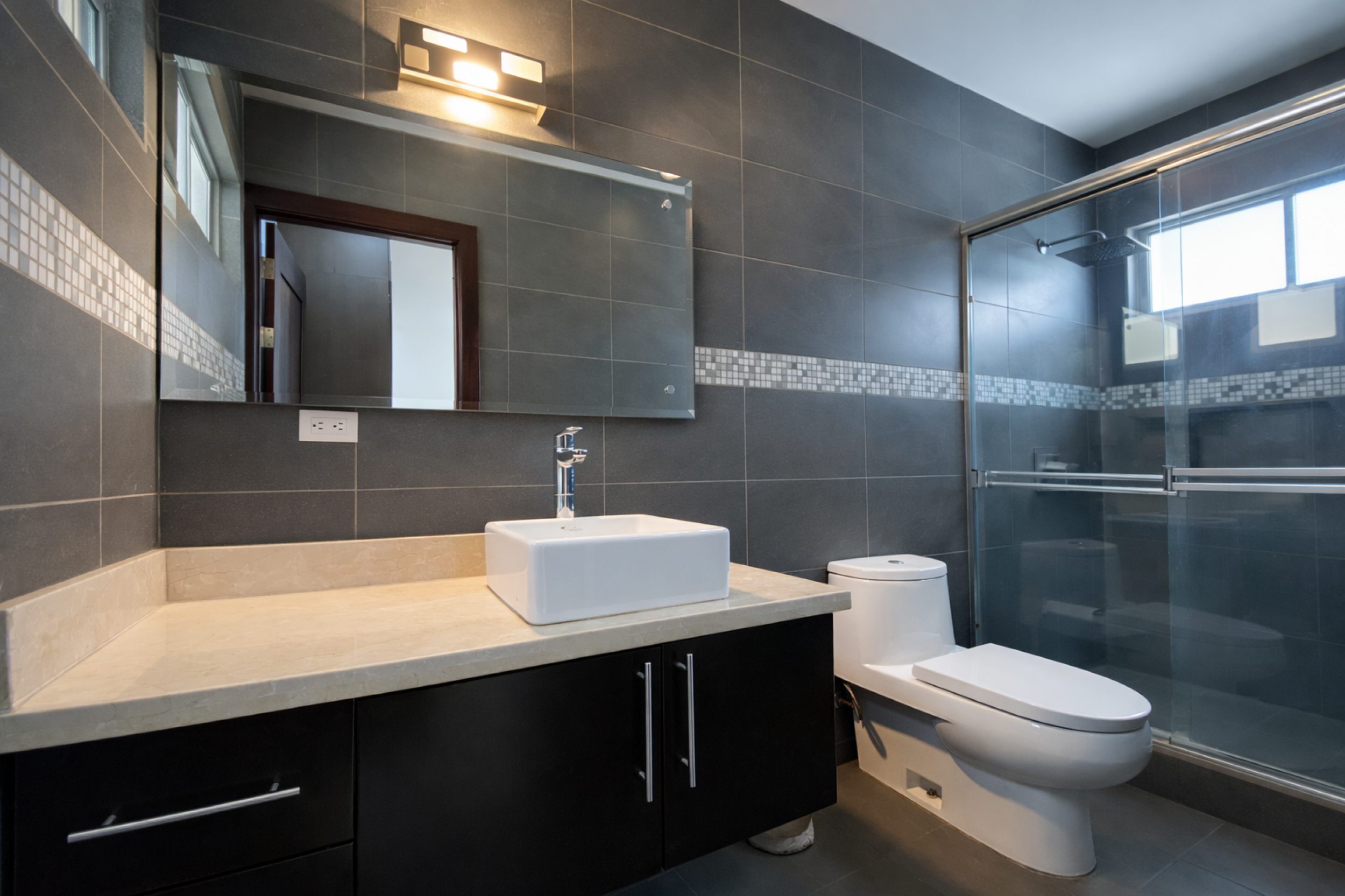 Modern Two-Story Home for Rent in La Rambla – Panasonic Area, Alajuela