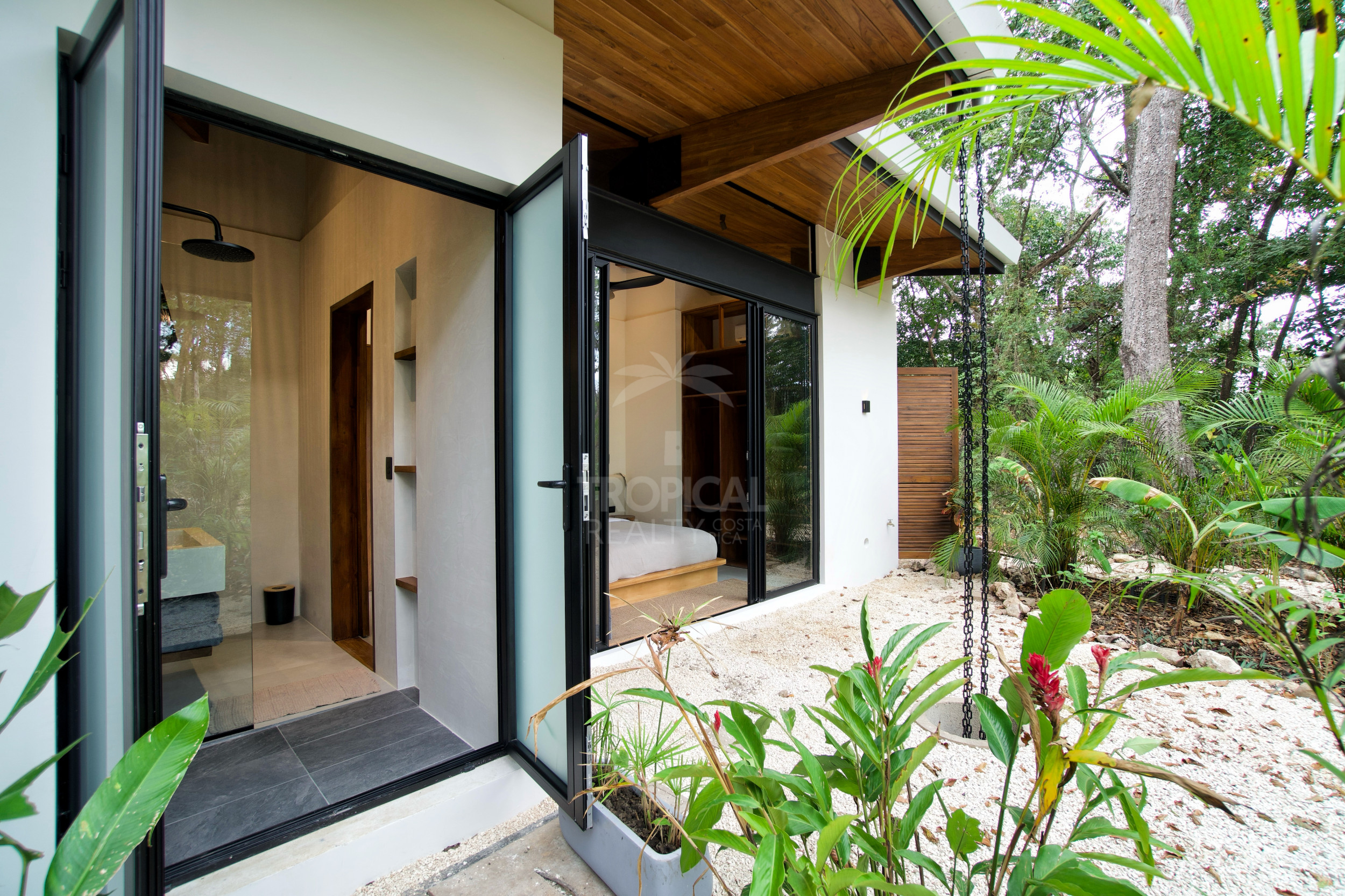 Luxury Ocean View Villa in Santa Teresa – 7,204 m² of Privacy & Nature