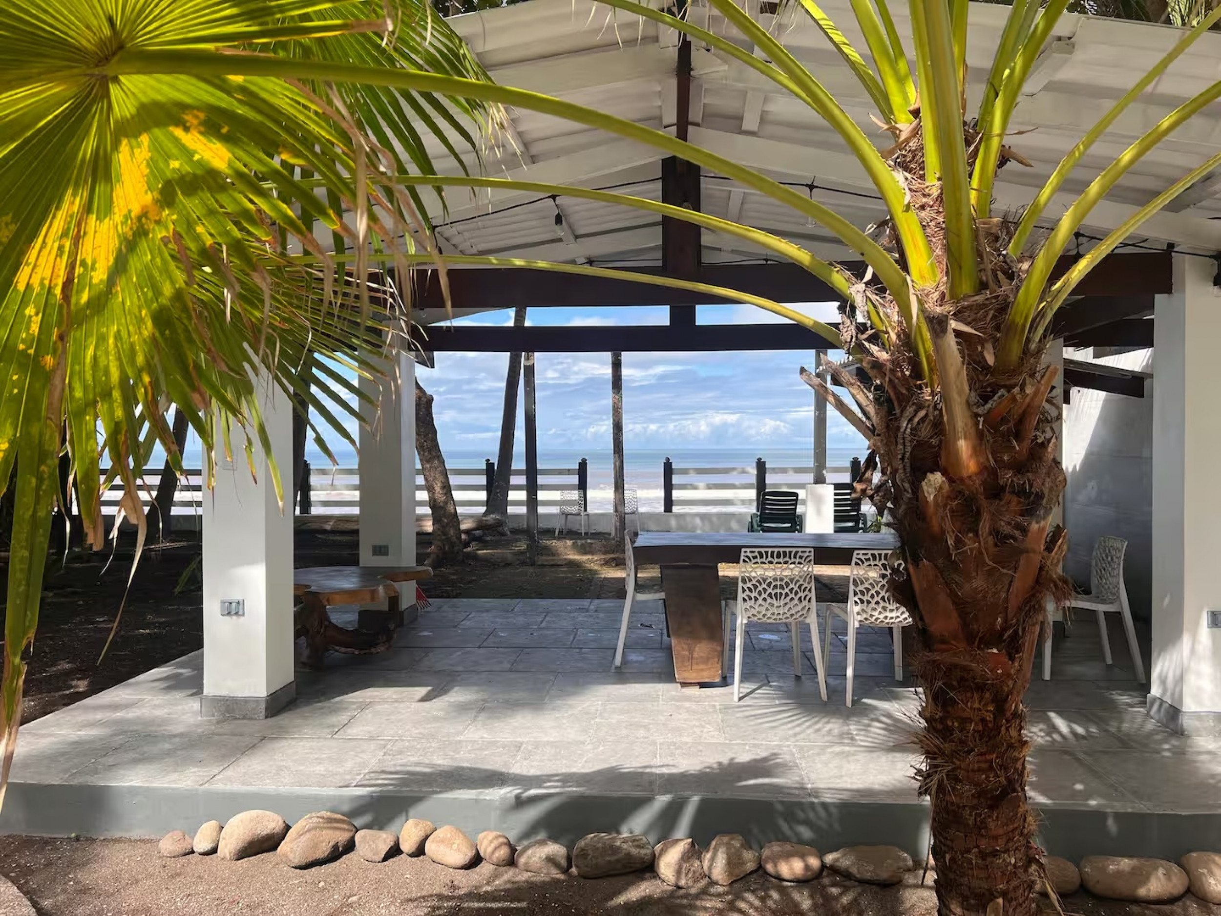 Casa frente al mar contemporanea
