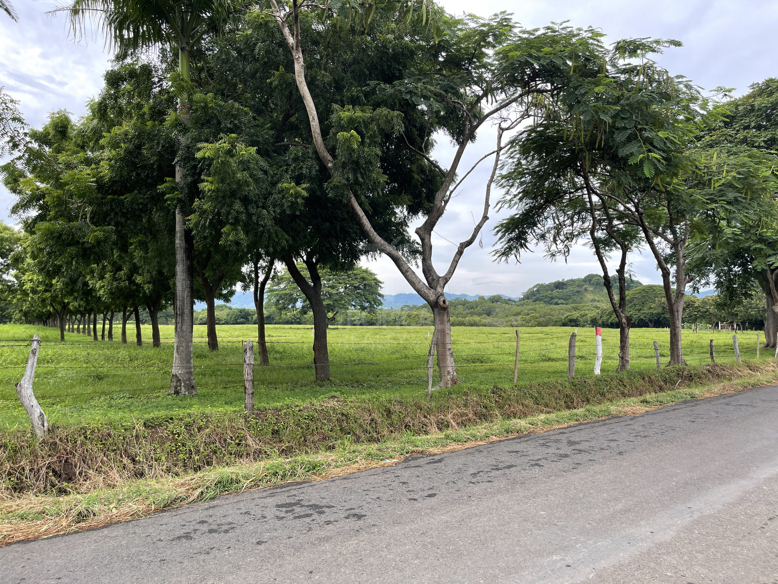 Strategic Investment in Guanacaste – Prime Lot Just 1 km from Playa Copal SOLD