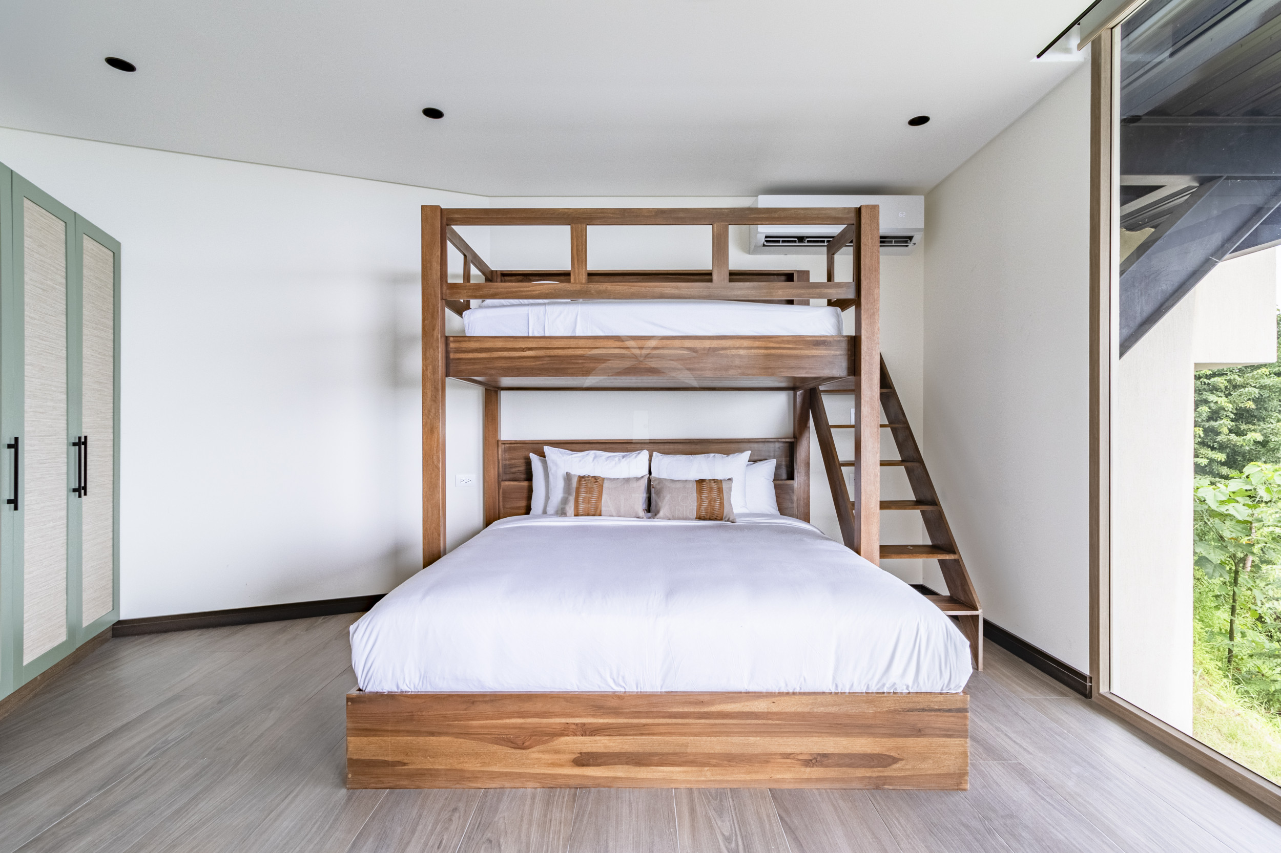 Luxury Ocean View Residence for Sale in Maramar, Santa Teresa