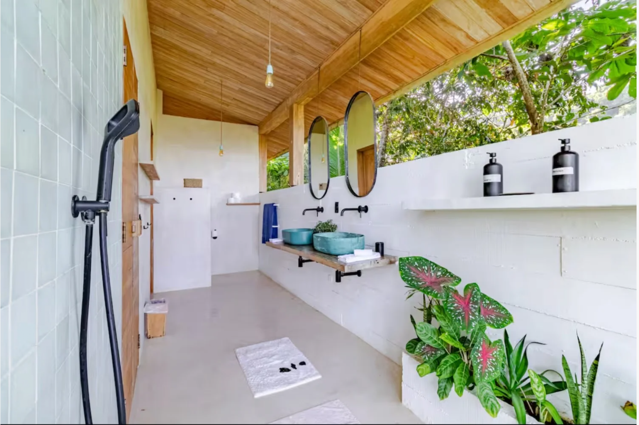 Luxury Ocean View Estate in Santa Teresa – Privacy, Nature and Investment Potential