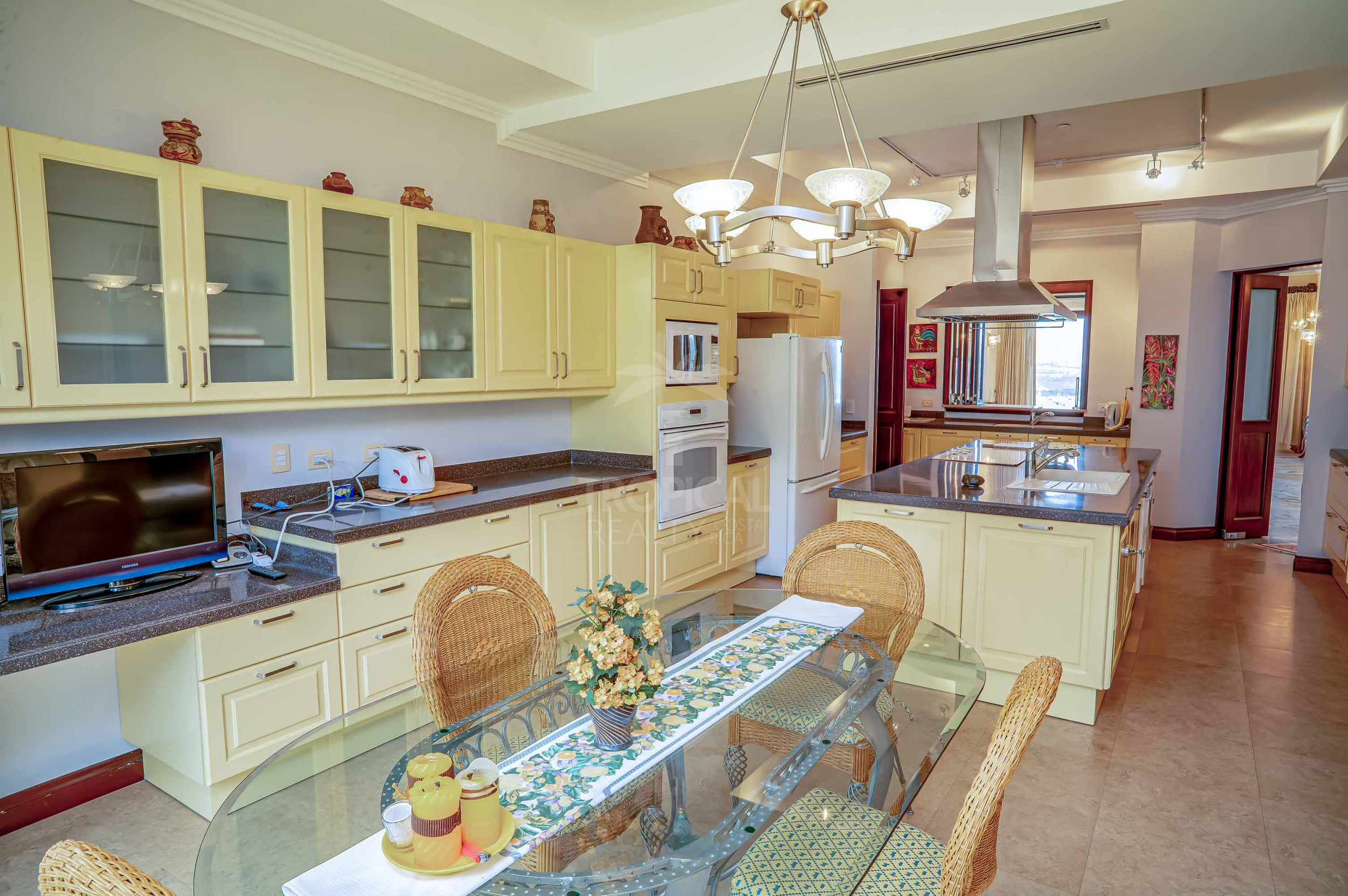 Luxury Apartment with Stunning Views – Valle del Tamarindo, Escazú