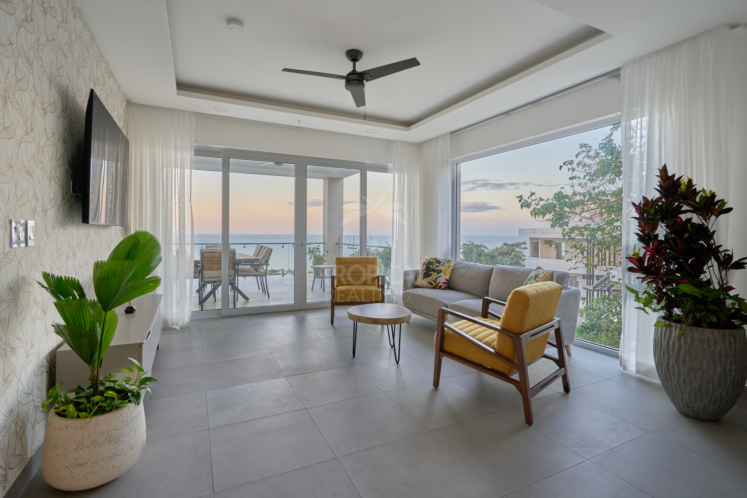 3-Bedroom Ocean View Apartment at Residencia La Vista – Tamarindo