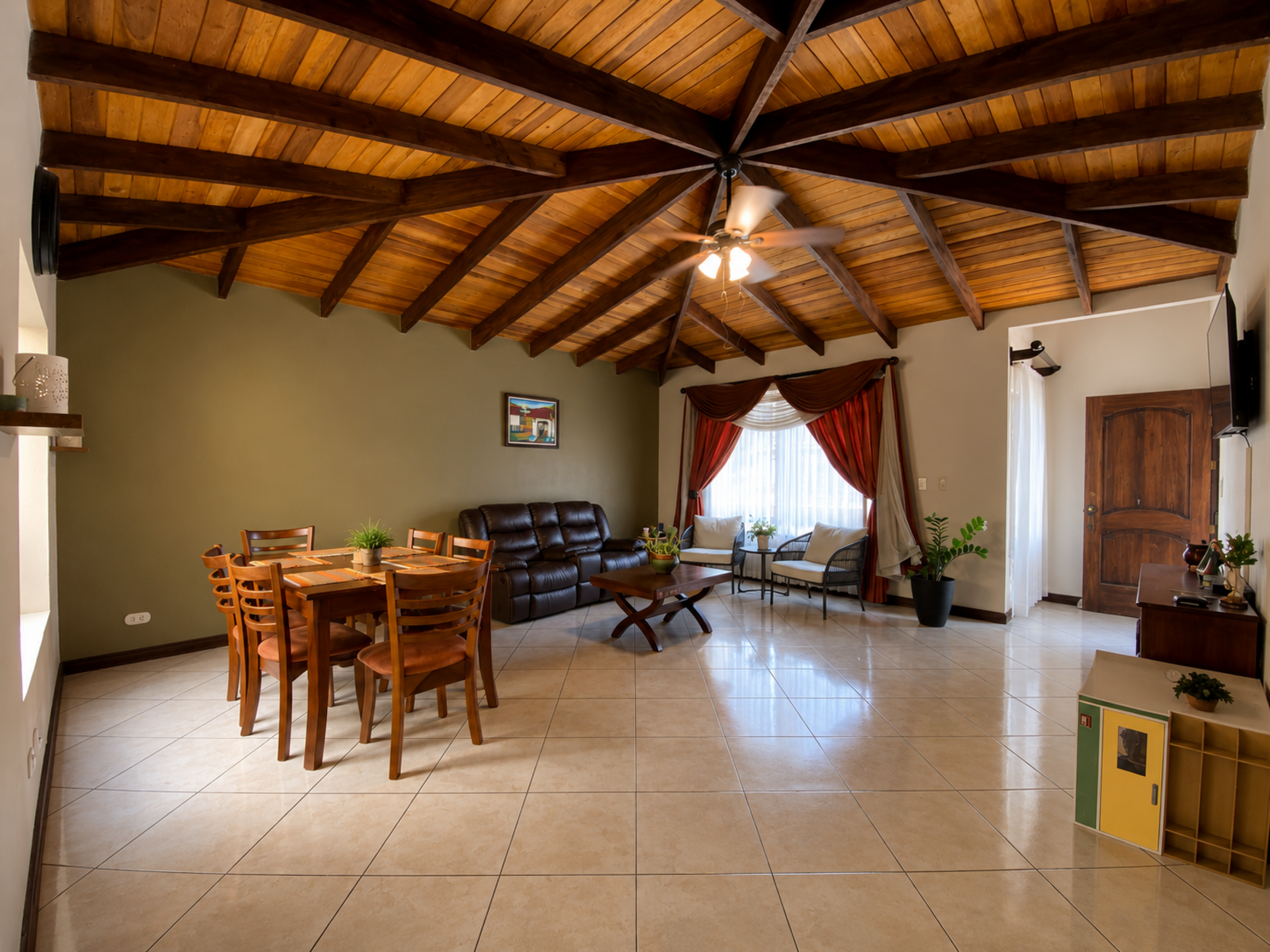 Independent One-Story Home for Sale in La Guácima – Comfort, Privacy & Strategic Location