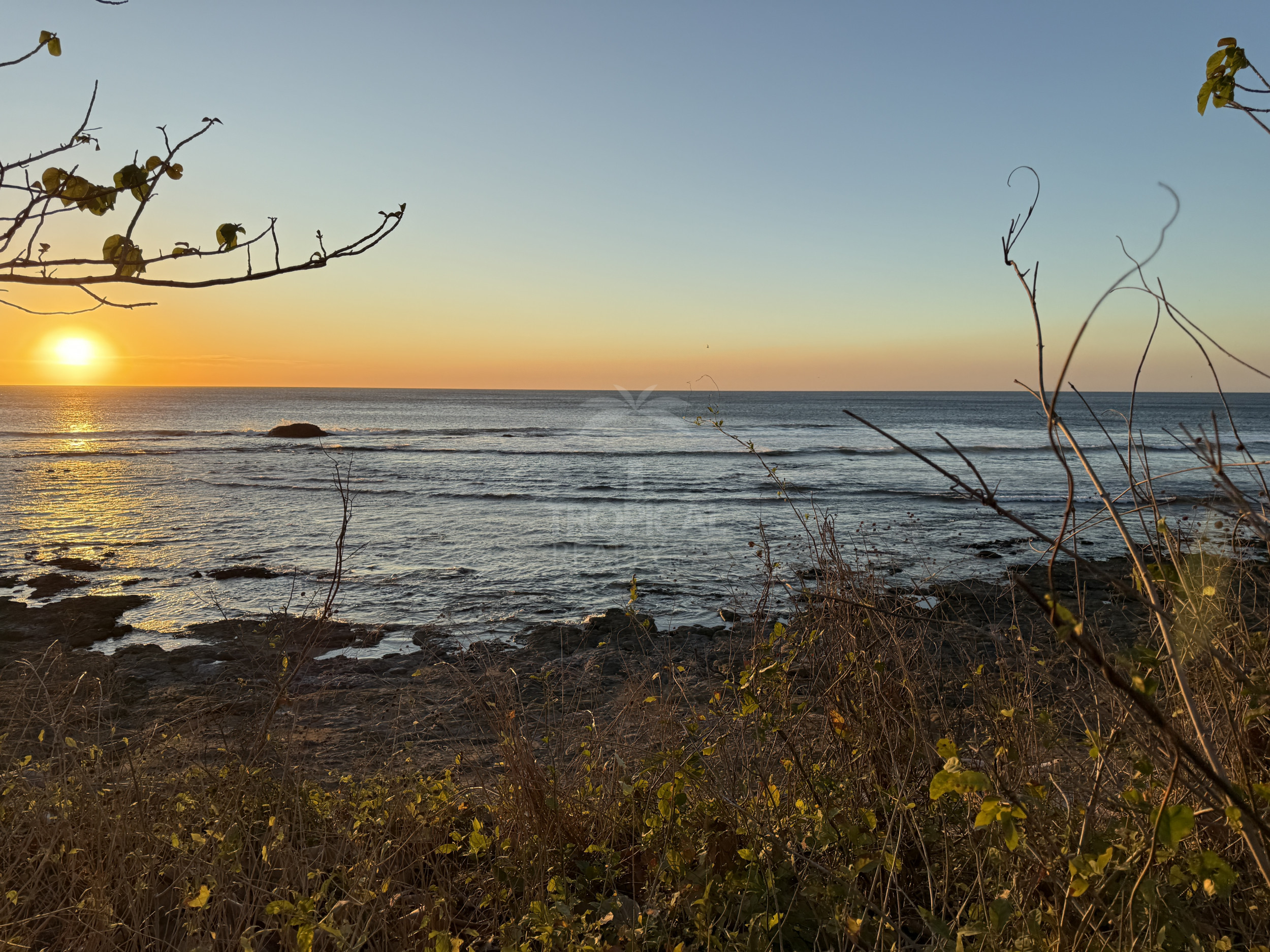 Unique Investment Opportunity – Beachfront Lot for Sale in Guanacaste