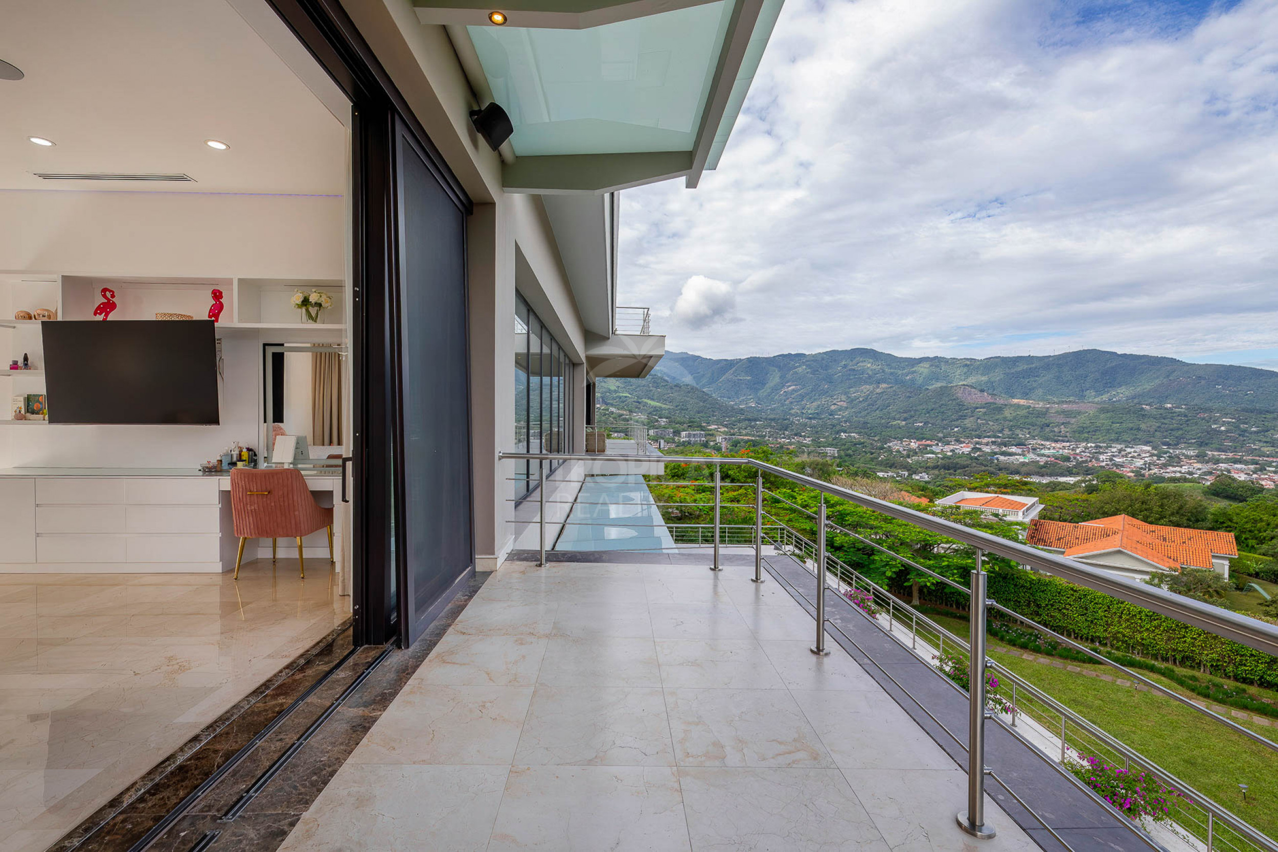 Villa Real Valley View Estate – Exceptional Luxury Residence with Panoramic Views in Santa Ana