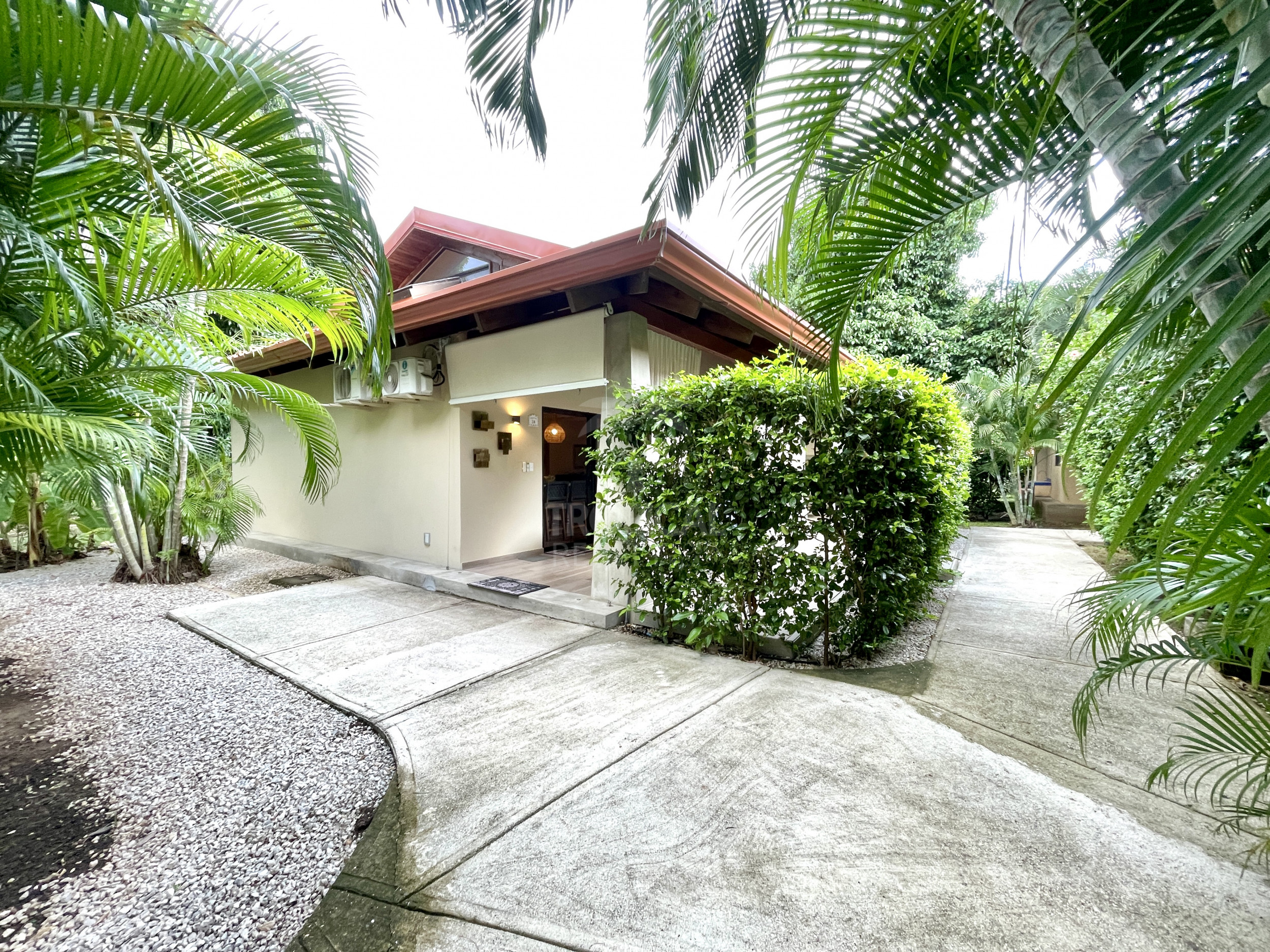 Turnkey Luxury Villa in Playa Potrero & Penca– High-Return Investment on Guanacaste’s Golden Coast