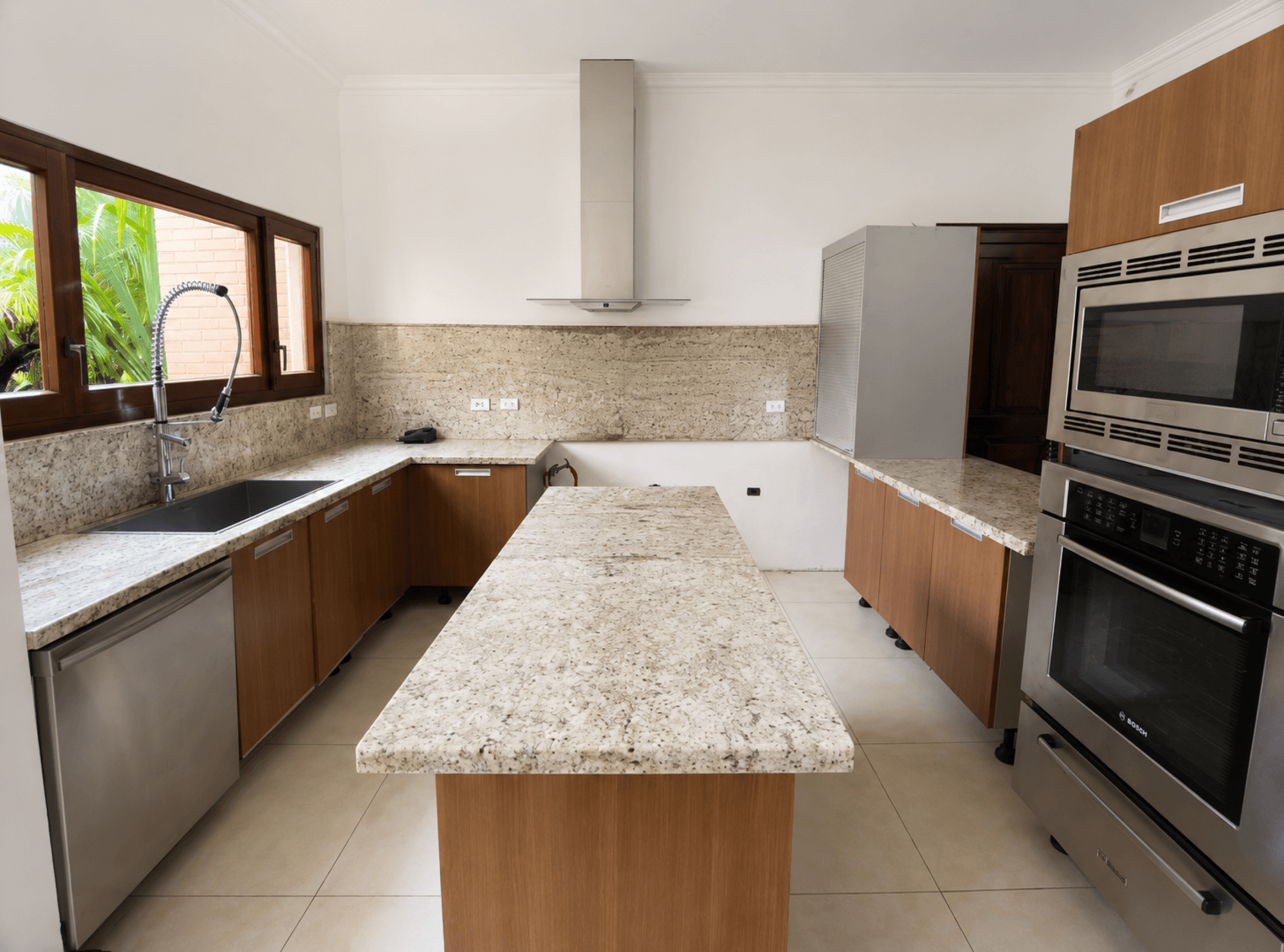 Villa Madeiras – Luxury Estate in Monterán Golf Community