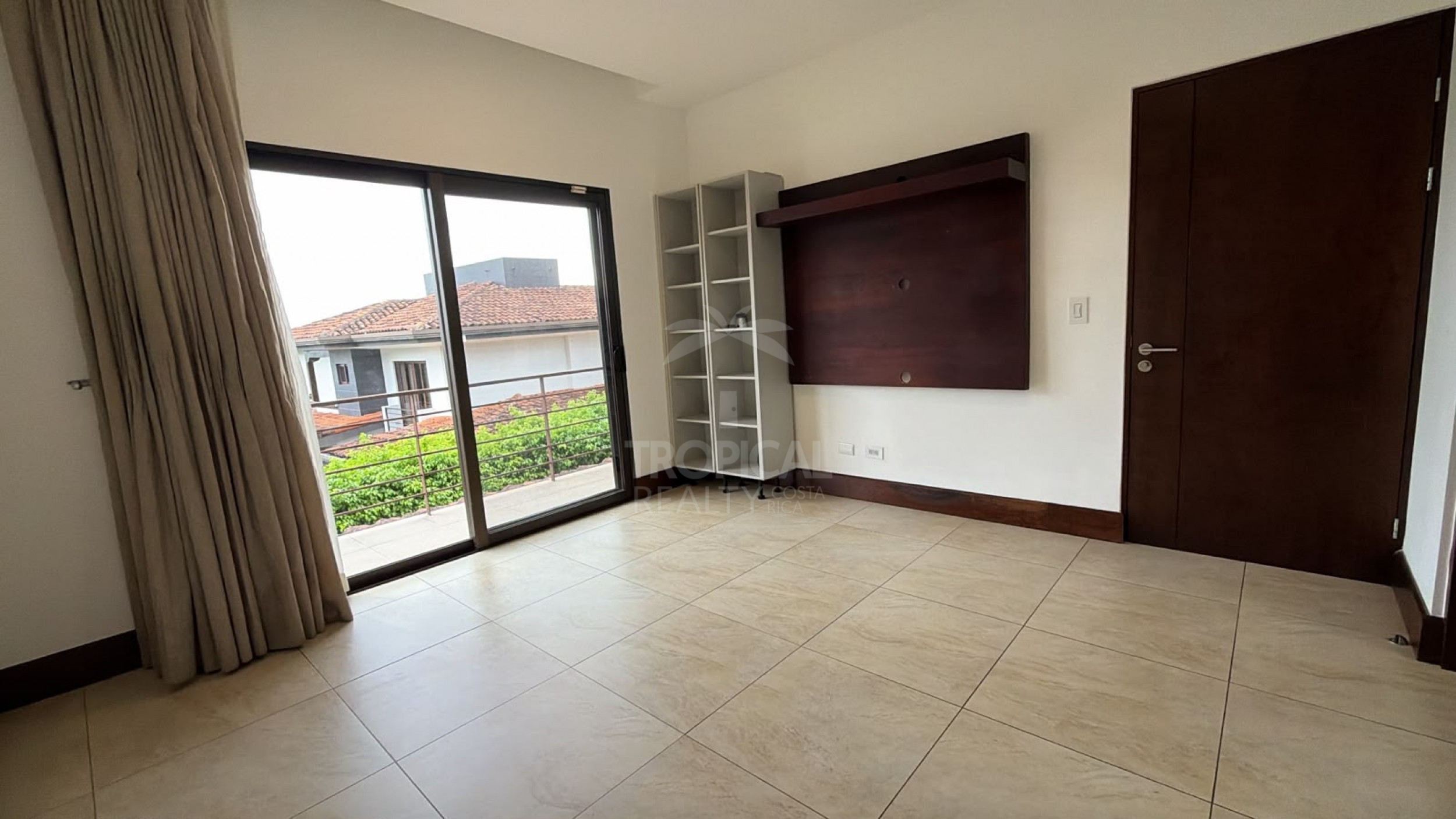 Luxury Living at Lomas del Valle Condominium