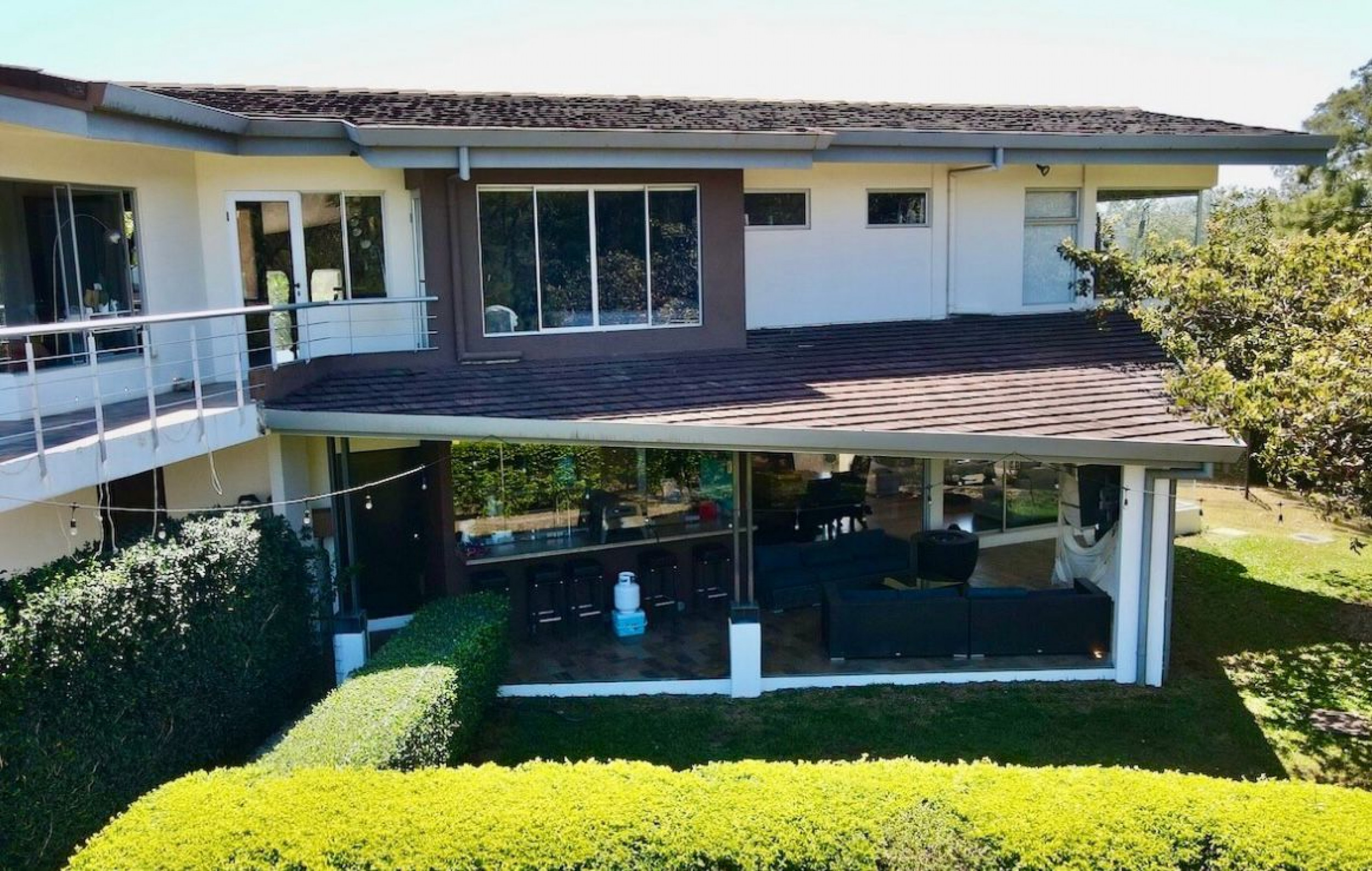 Charming two-story residence in Los Reyes La Guacima SOLD