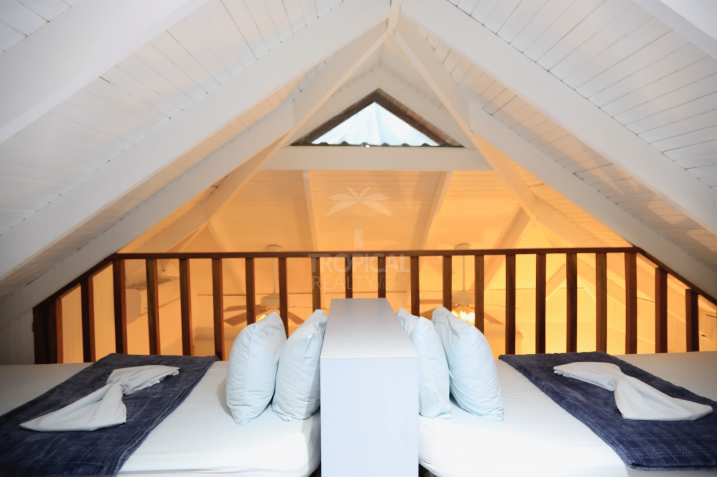 Oceanfront Villa for Rent in Santa Teresa – 2 Bedrooms with Private Terrace