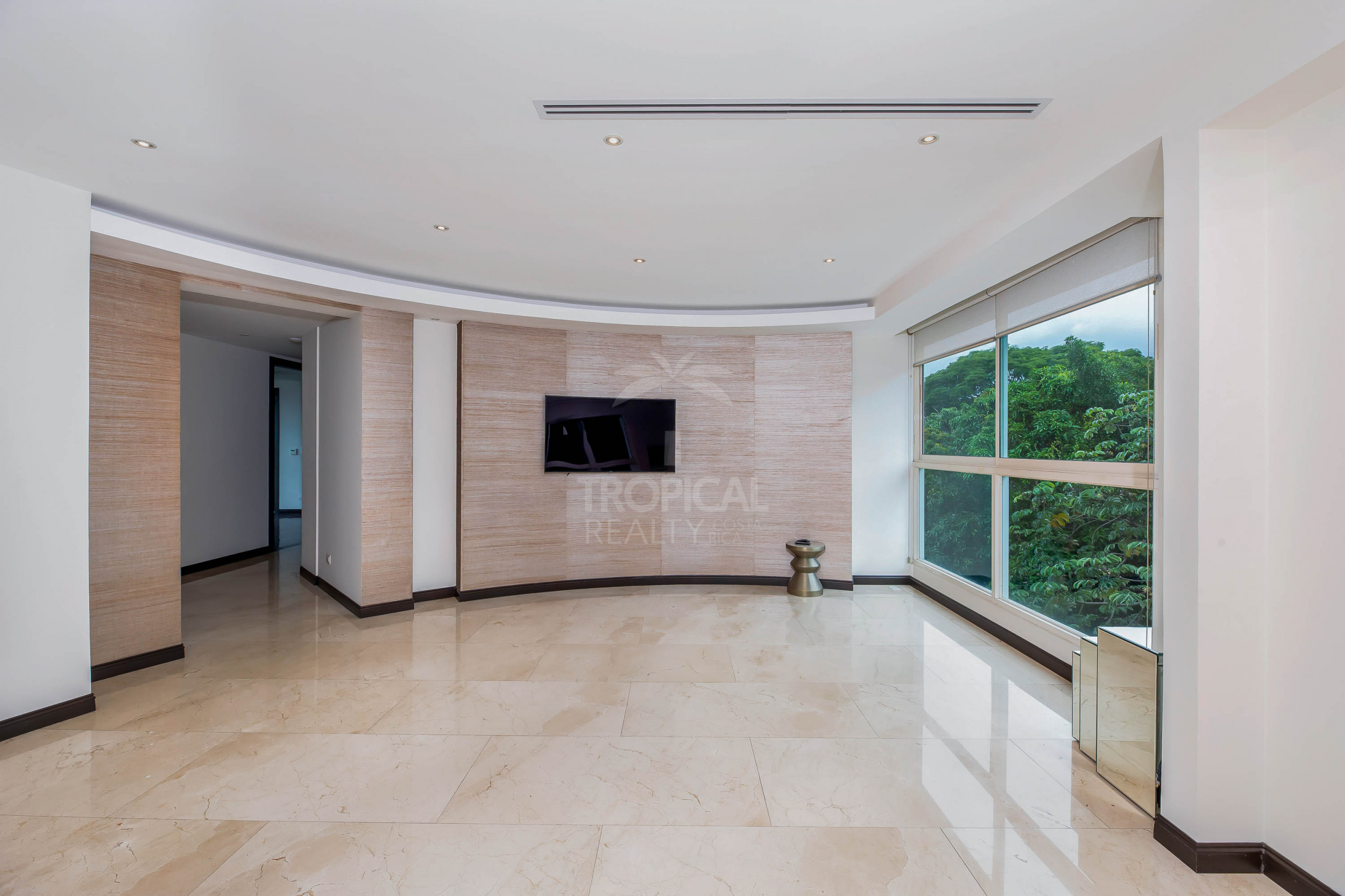 Panoramic 3-Bed Luxury Condo for Sale in Jaboncillos, Escazú | Walk to La Paco