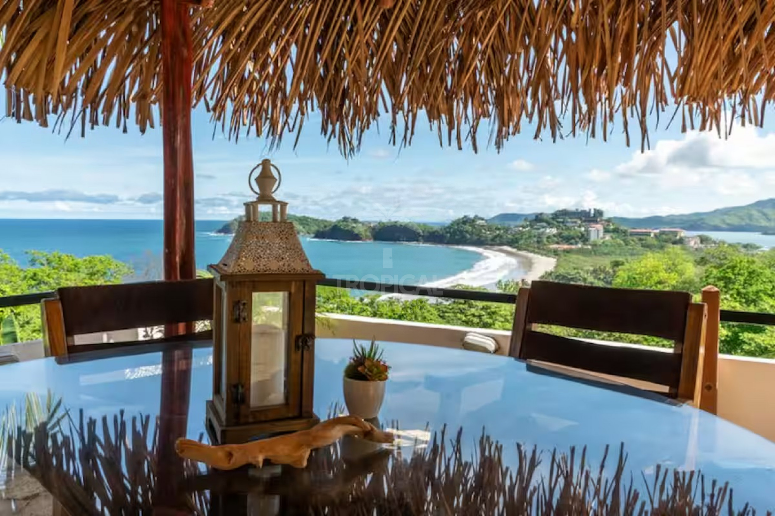 Exclusive 2-Bedroom Villa with Panoramic Ocean Views on the Cliff Top
