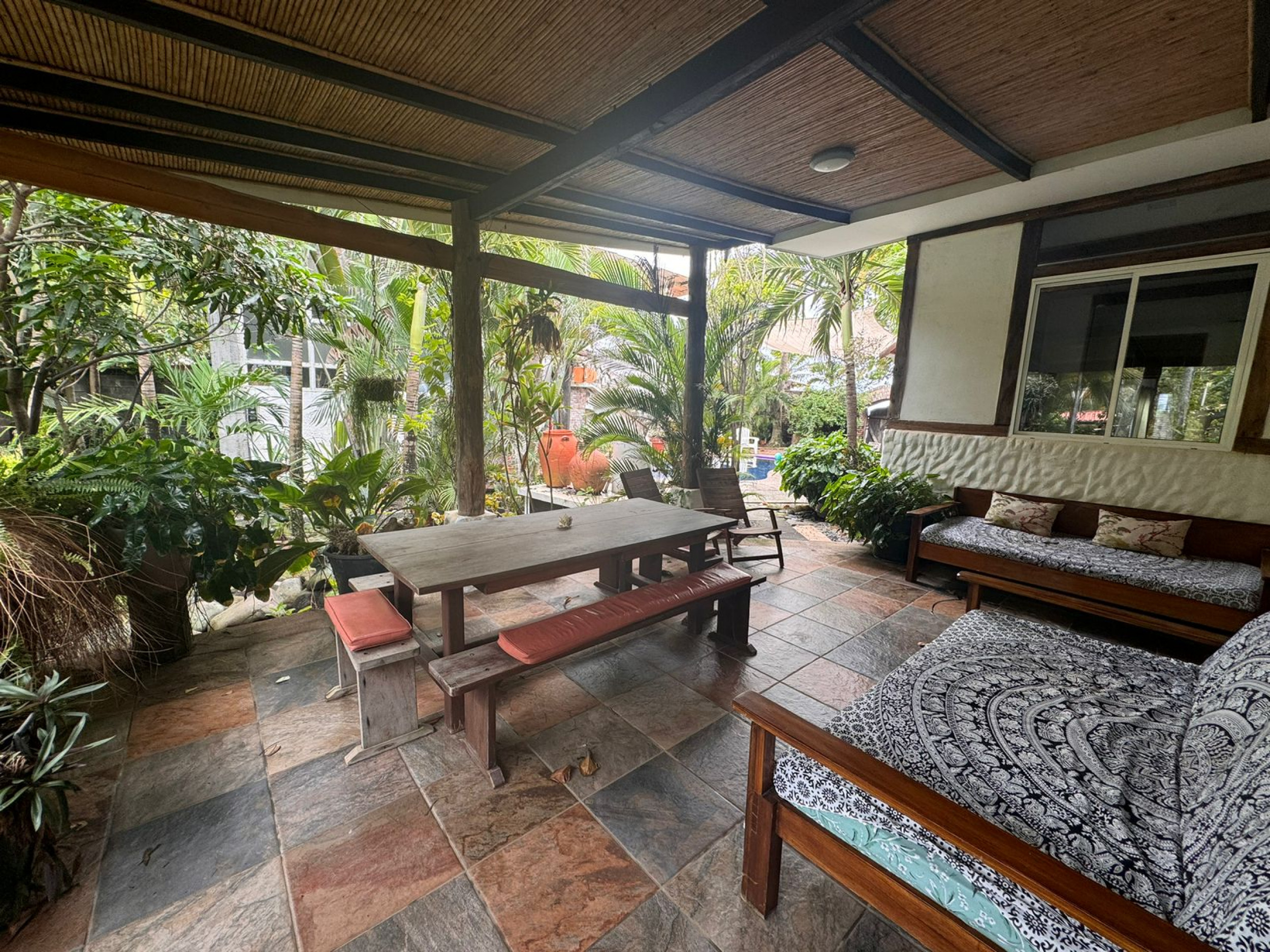 Beachfront house and apartments for sale Tivives SOLD