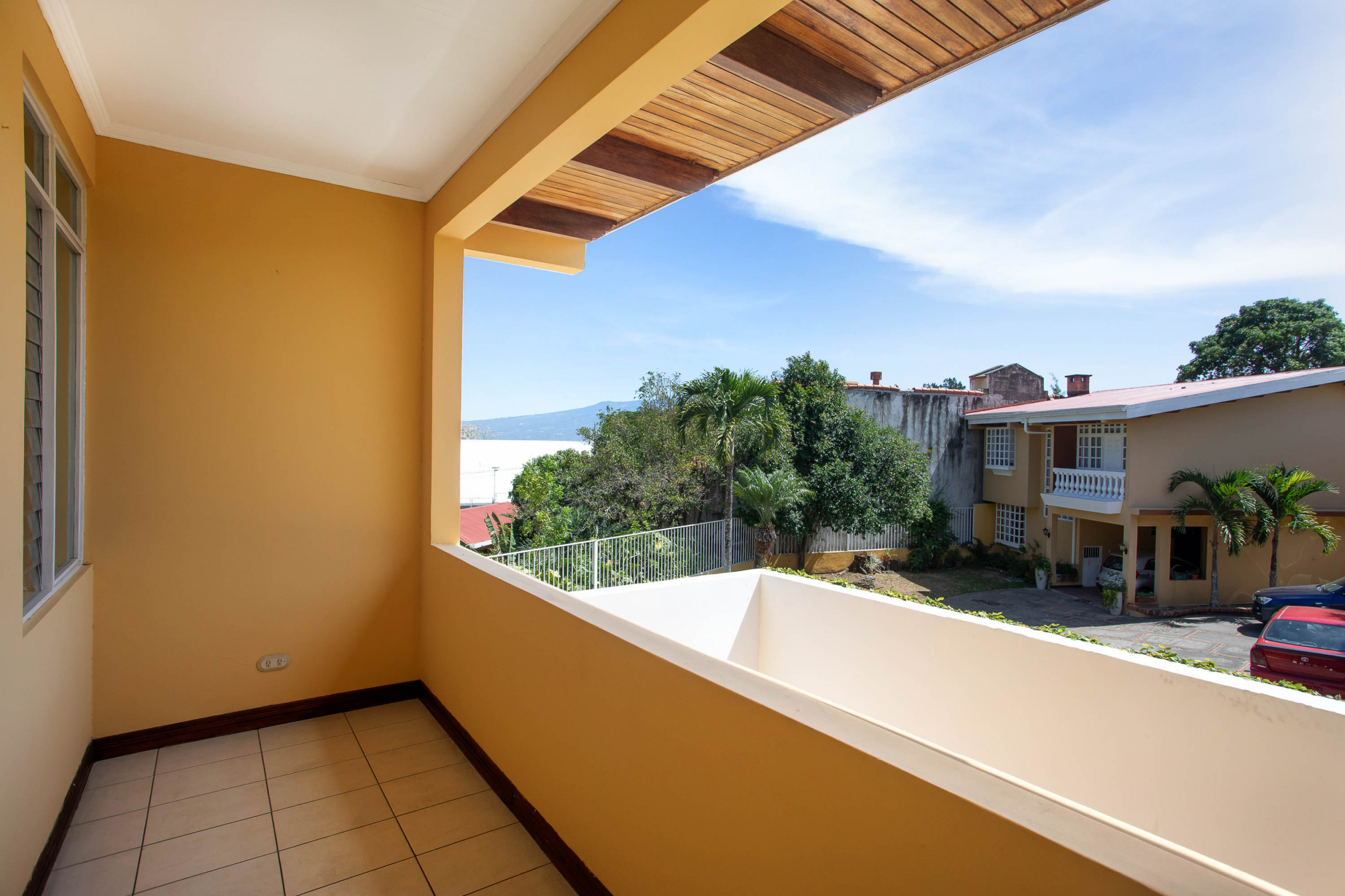 Cozy French Home for Sale in Escazú RENTED