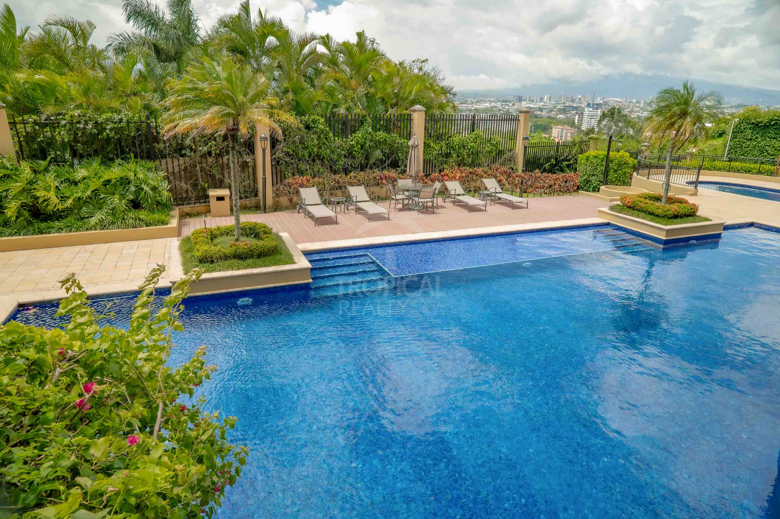Luxury Apartment with Stunning Views – Valle del Tamarindo, Escazú