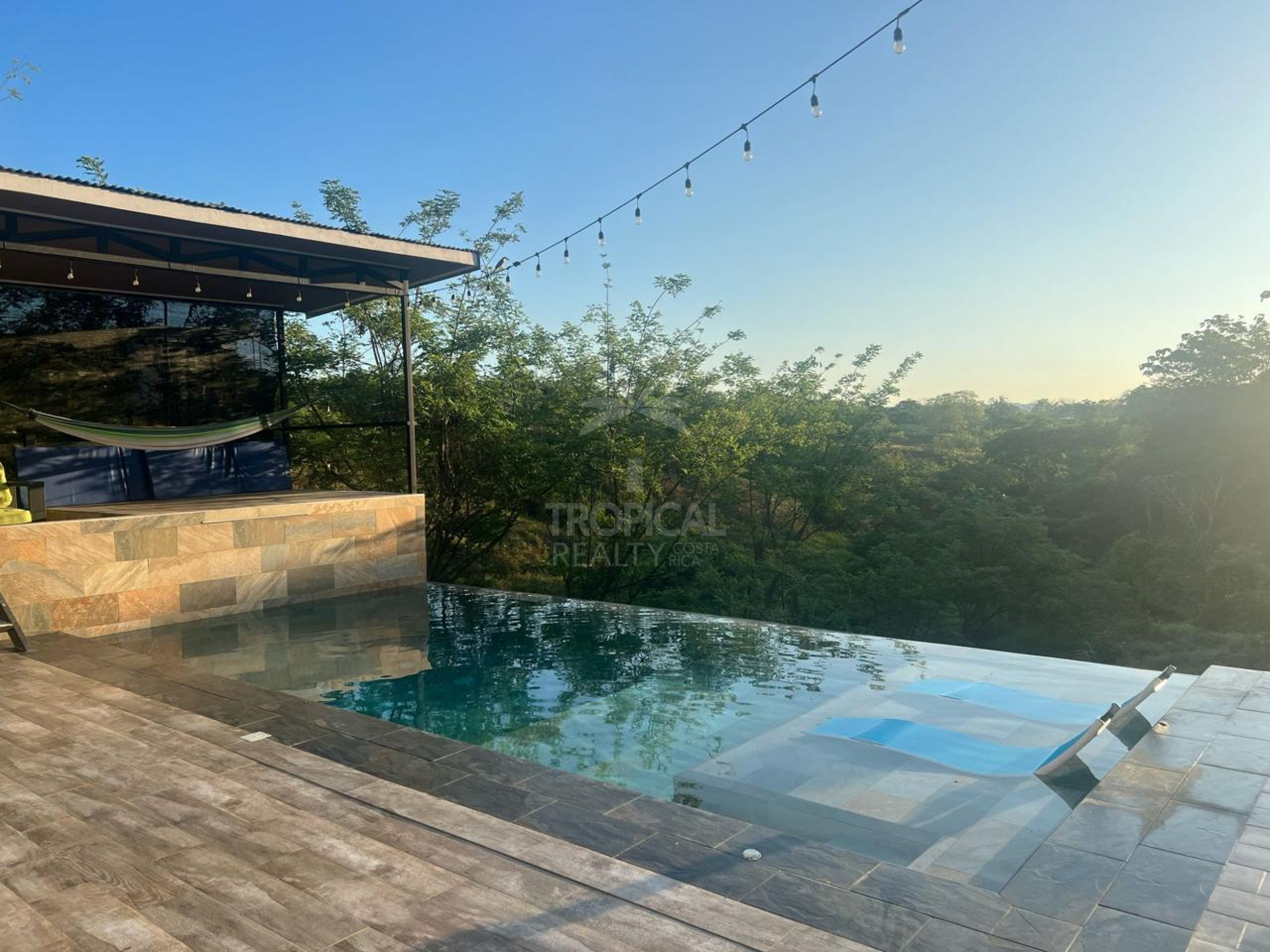 Turnkey Property with 2 Villas & Infinity Pool – $595,000 USD
