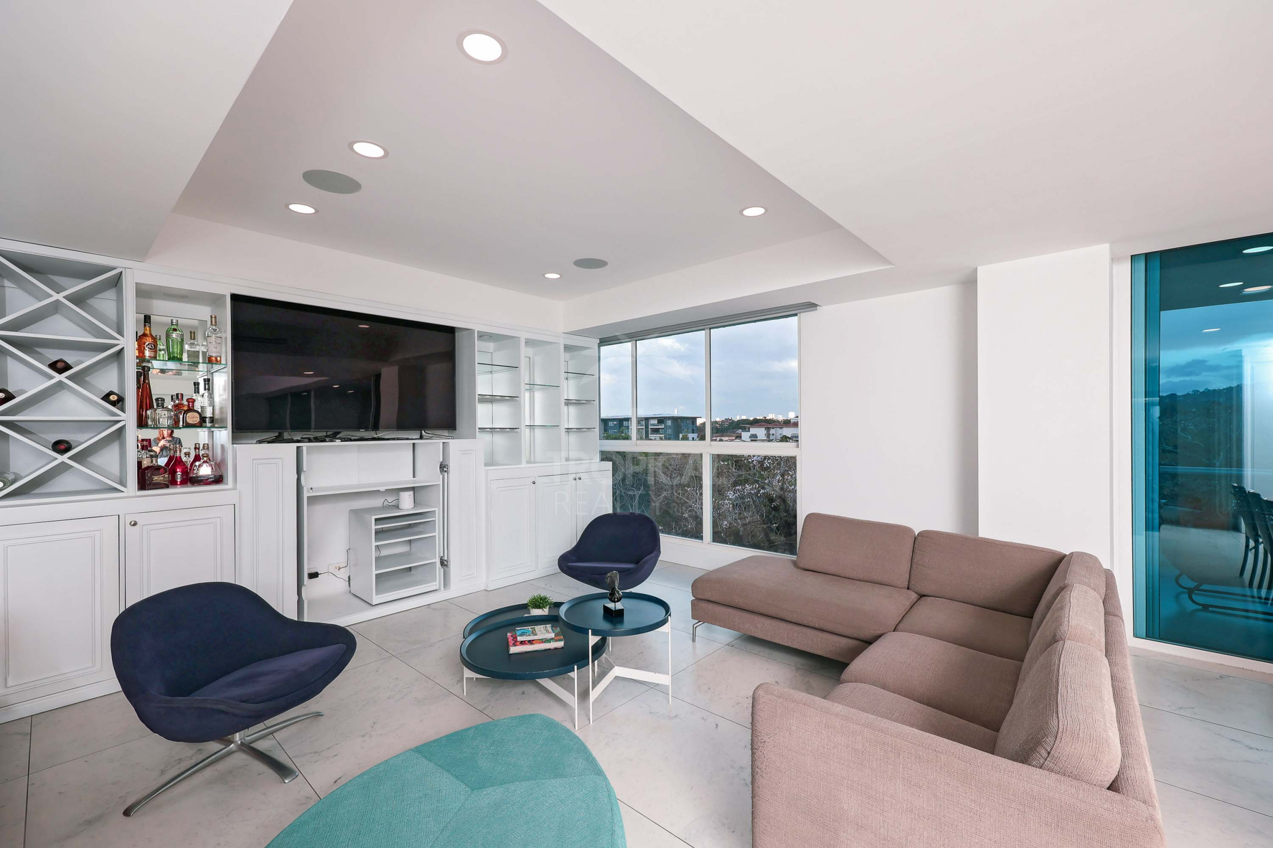 Luxury Penthouse for Sale in Escazú – Panoramic Terrace Near La Paco