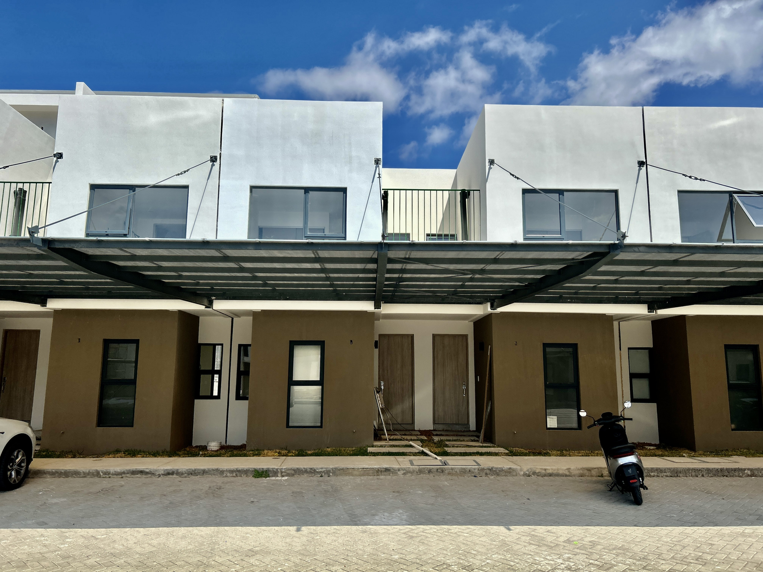 Town House for sale in Santa Ana
