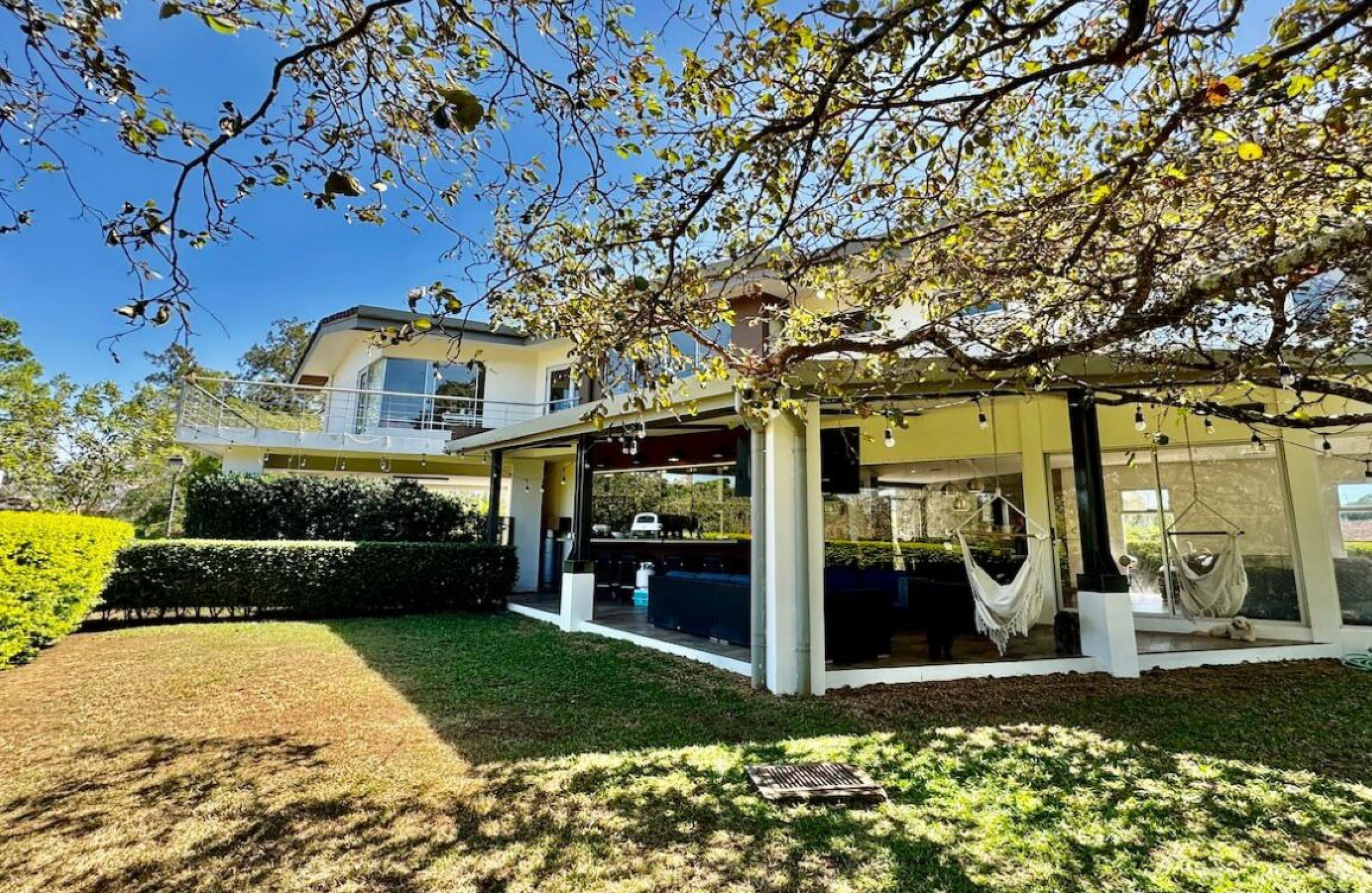 Charming two-story residence in Los Reyes La Guacima SOLD