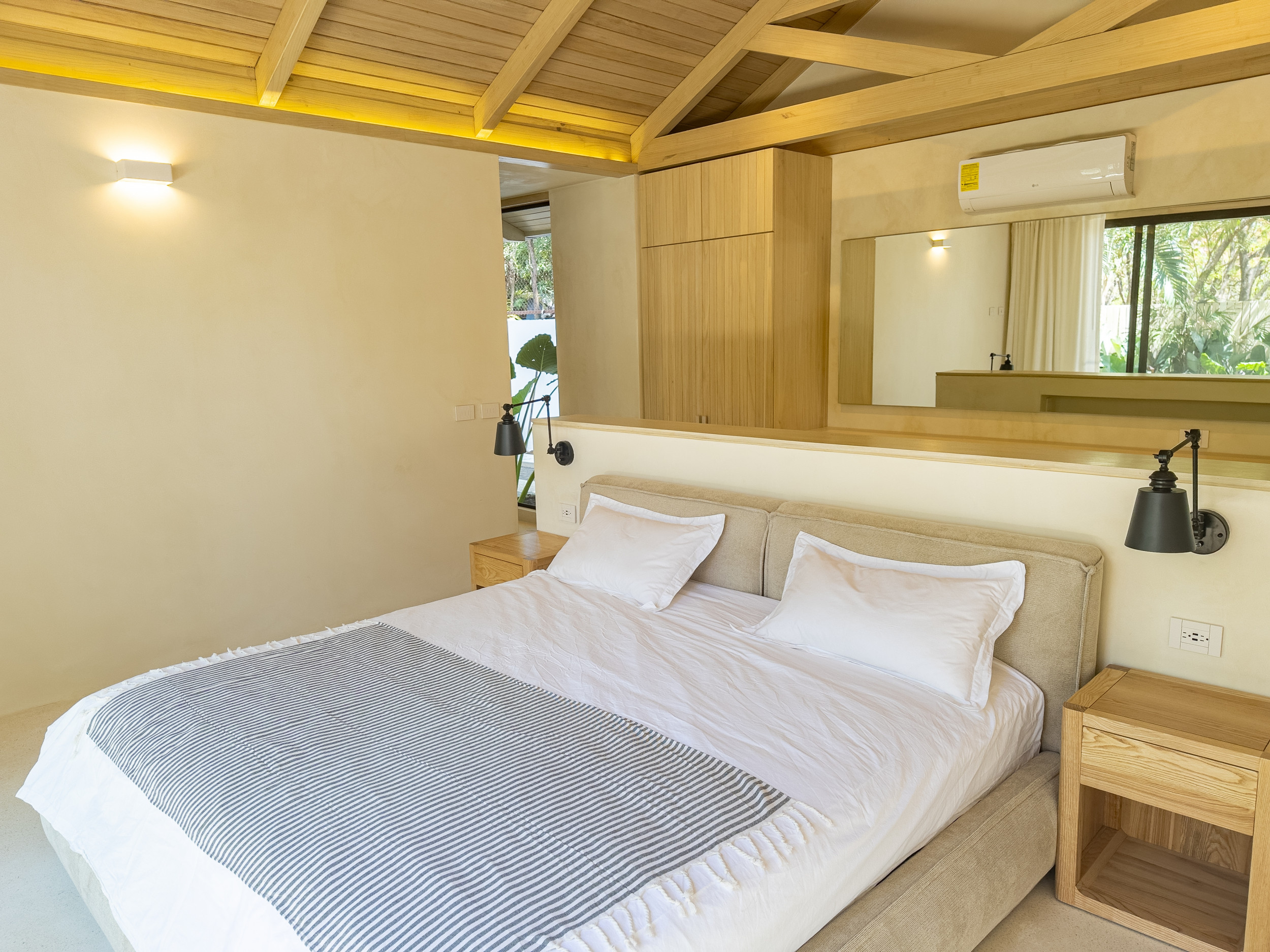 Luxury Beachfront Property in Santa Teresa - Steps from the Beach
