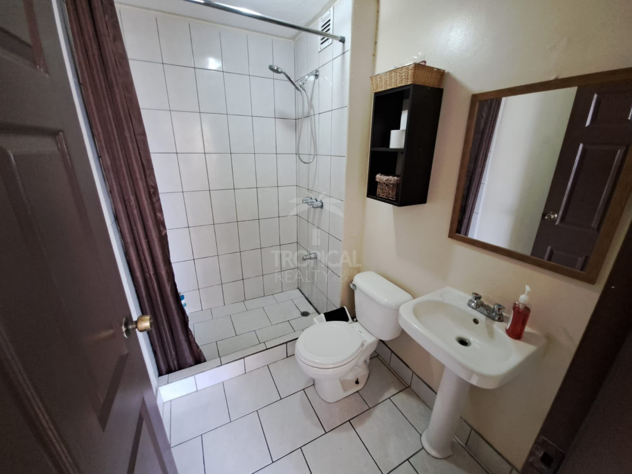 Turnkey Investment Opportunity: Condo in Campo Alto, Concasa